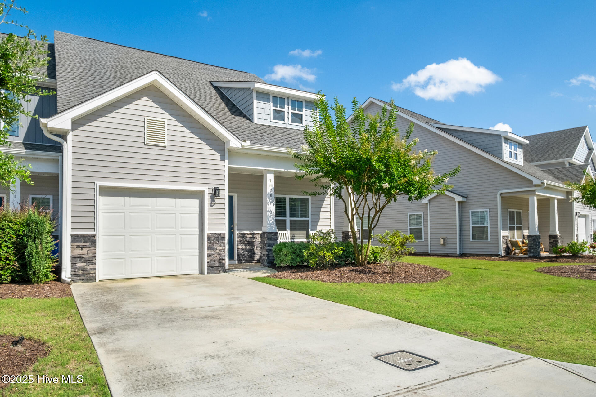 1620 Bratton Court Property Photo 7