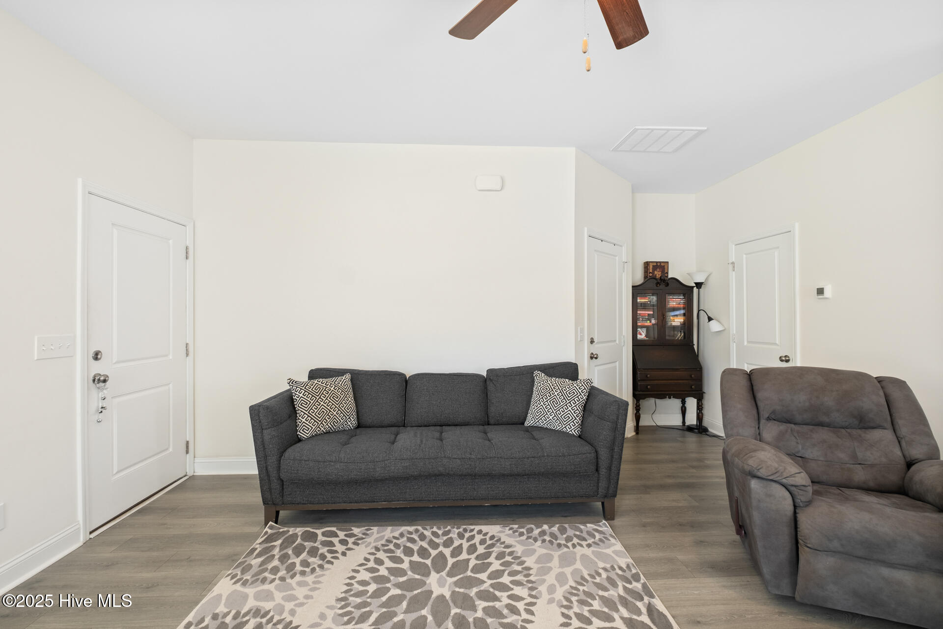 1620 Bratton Court Property Photo 11