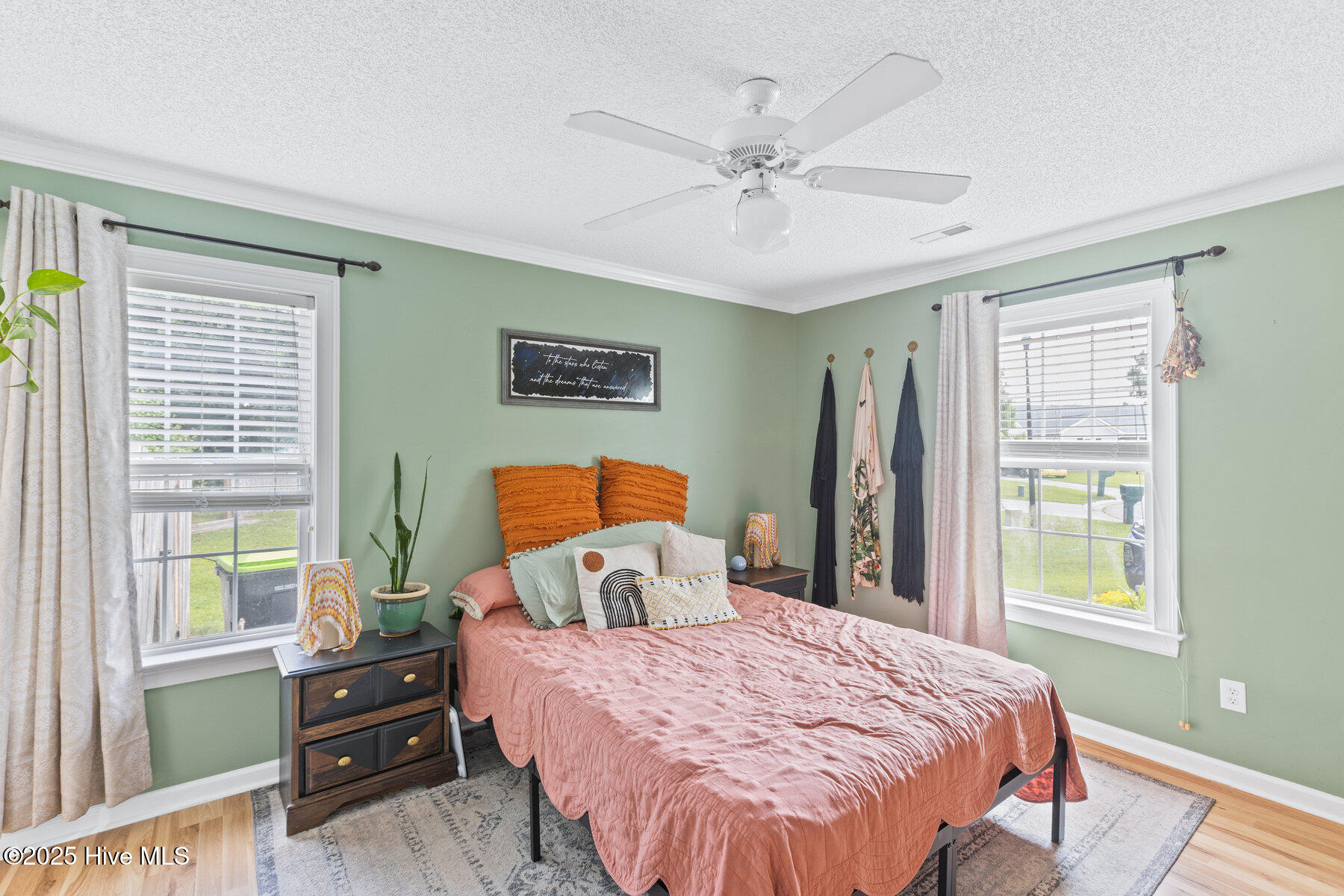2827 Sapling Circle Property Photo 14