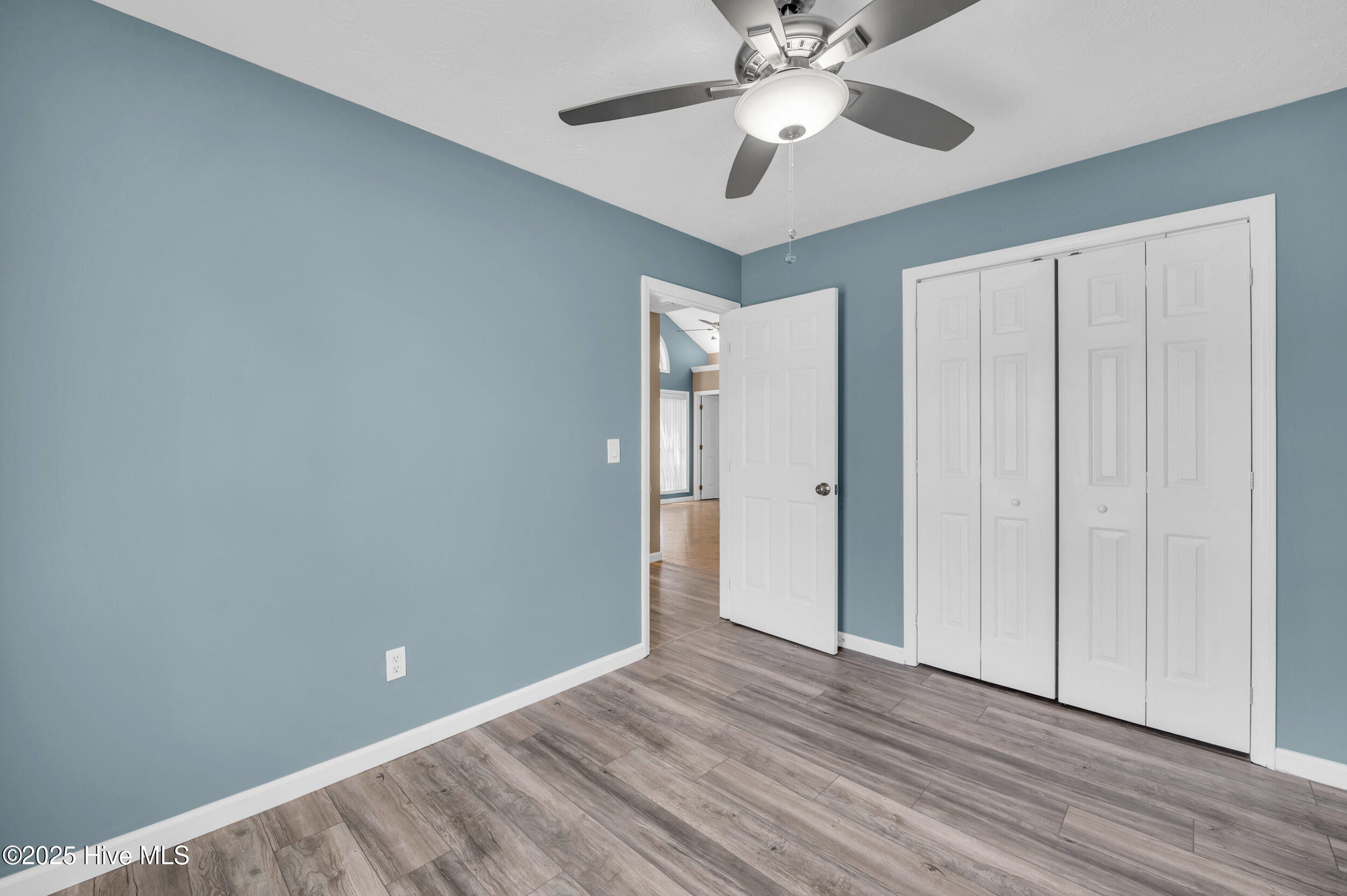 711 Navaho Trail Property Photo 24