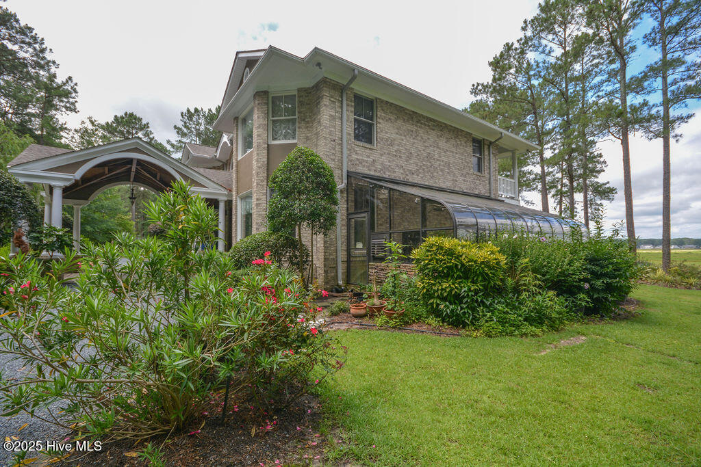 1064 Tresses Court Property Photo 10
