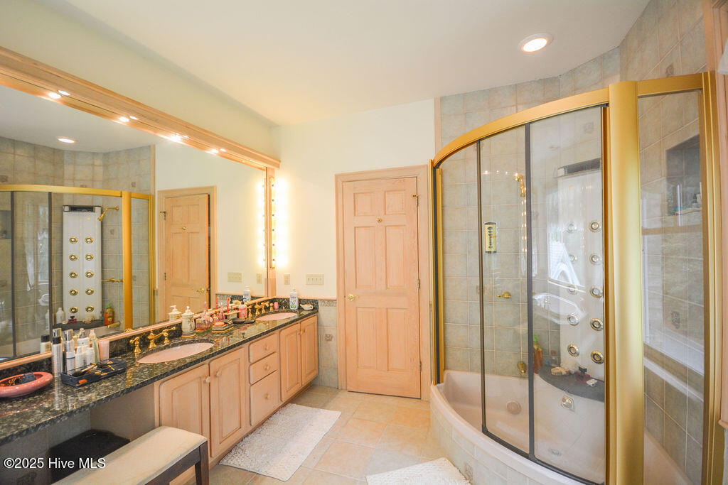 1064 Tresses Court Property Photo 30