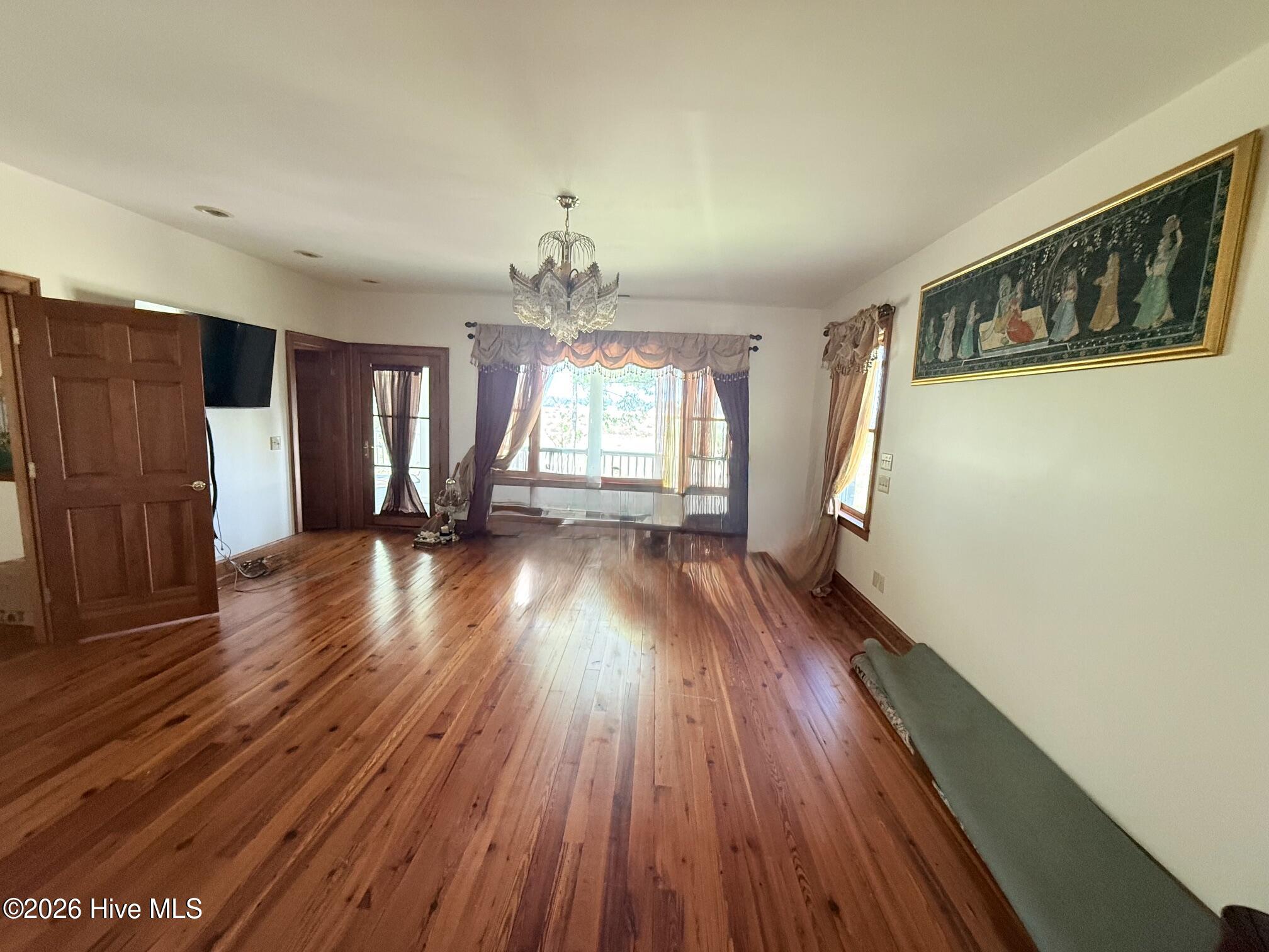1064 Tresses Court Property Photo 35