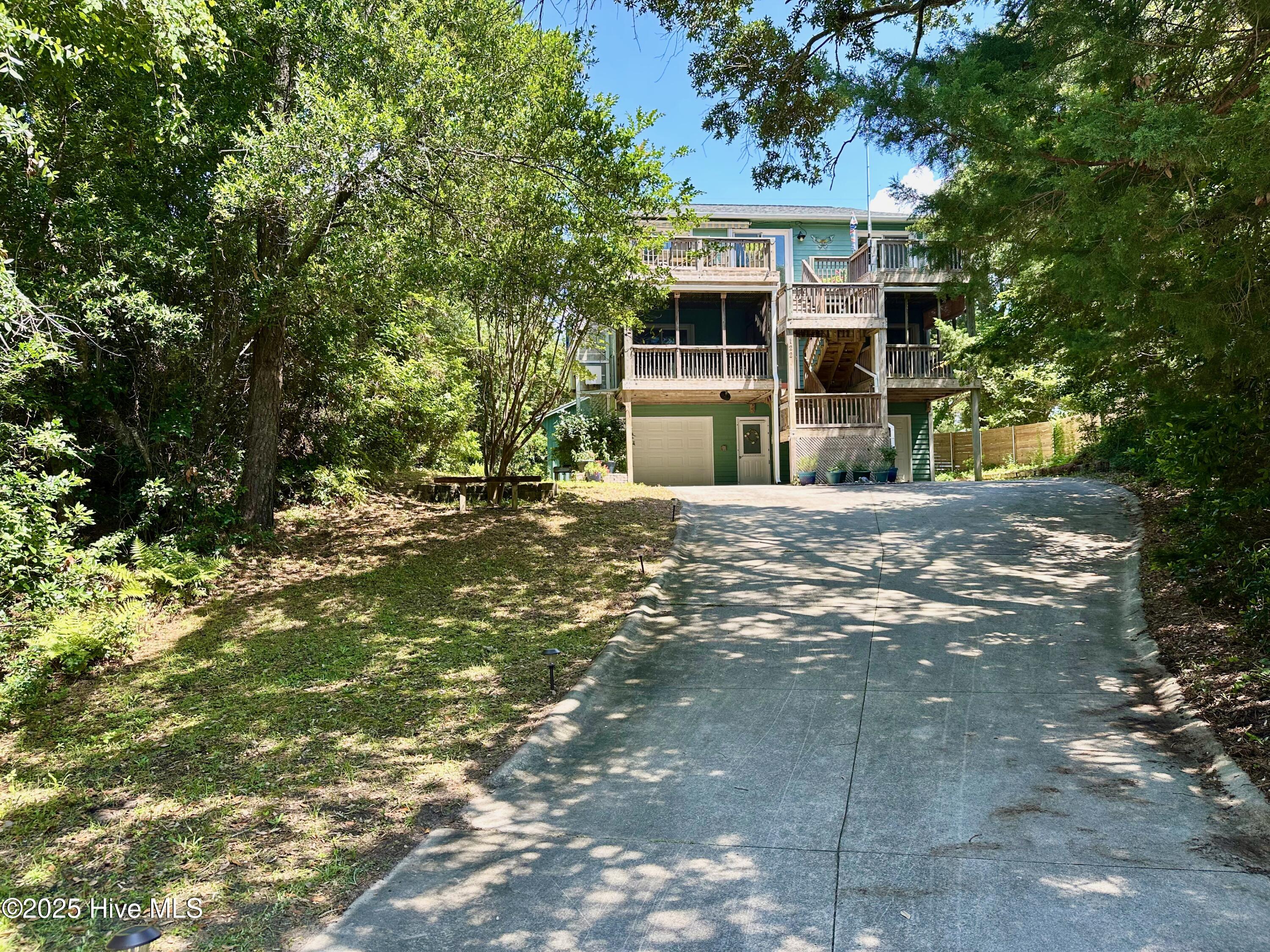 122 Ethel Drive Property Photo 1