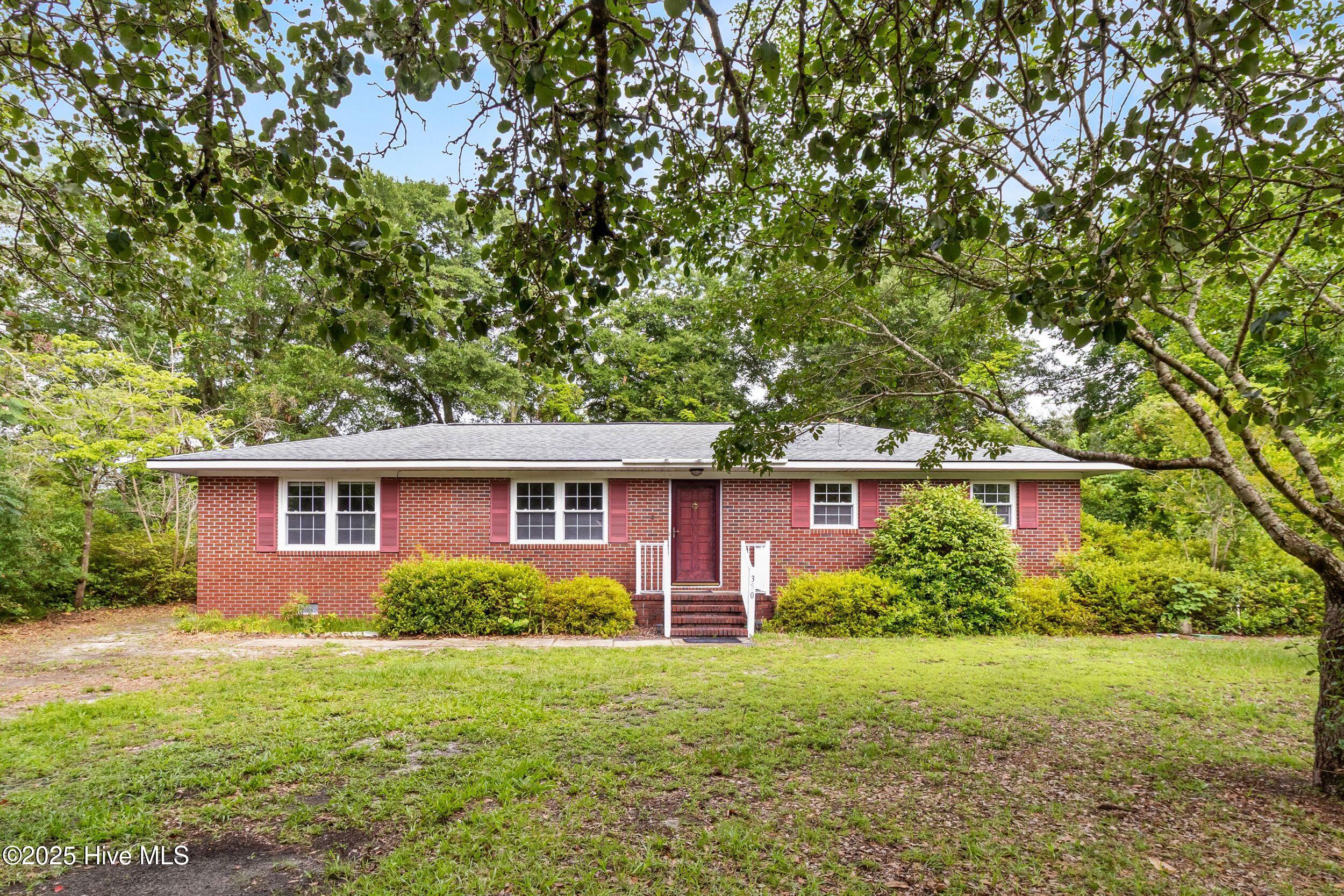 350 Toulon Drive Property Photo 1