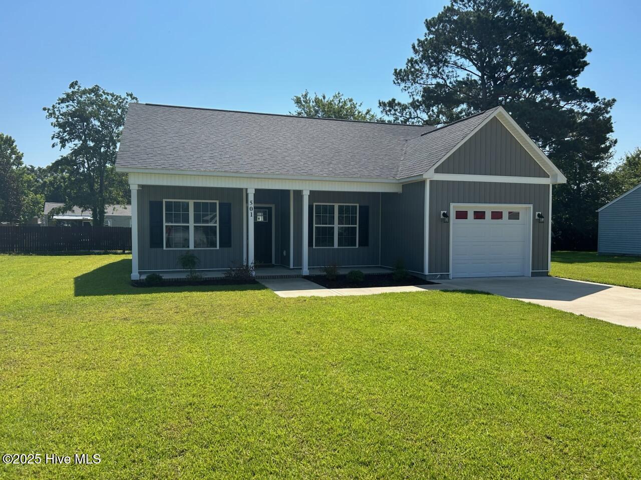 501 Parkway Court Property Photo 1