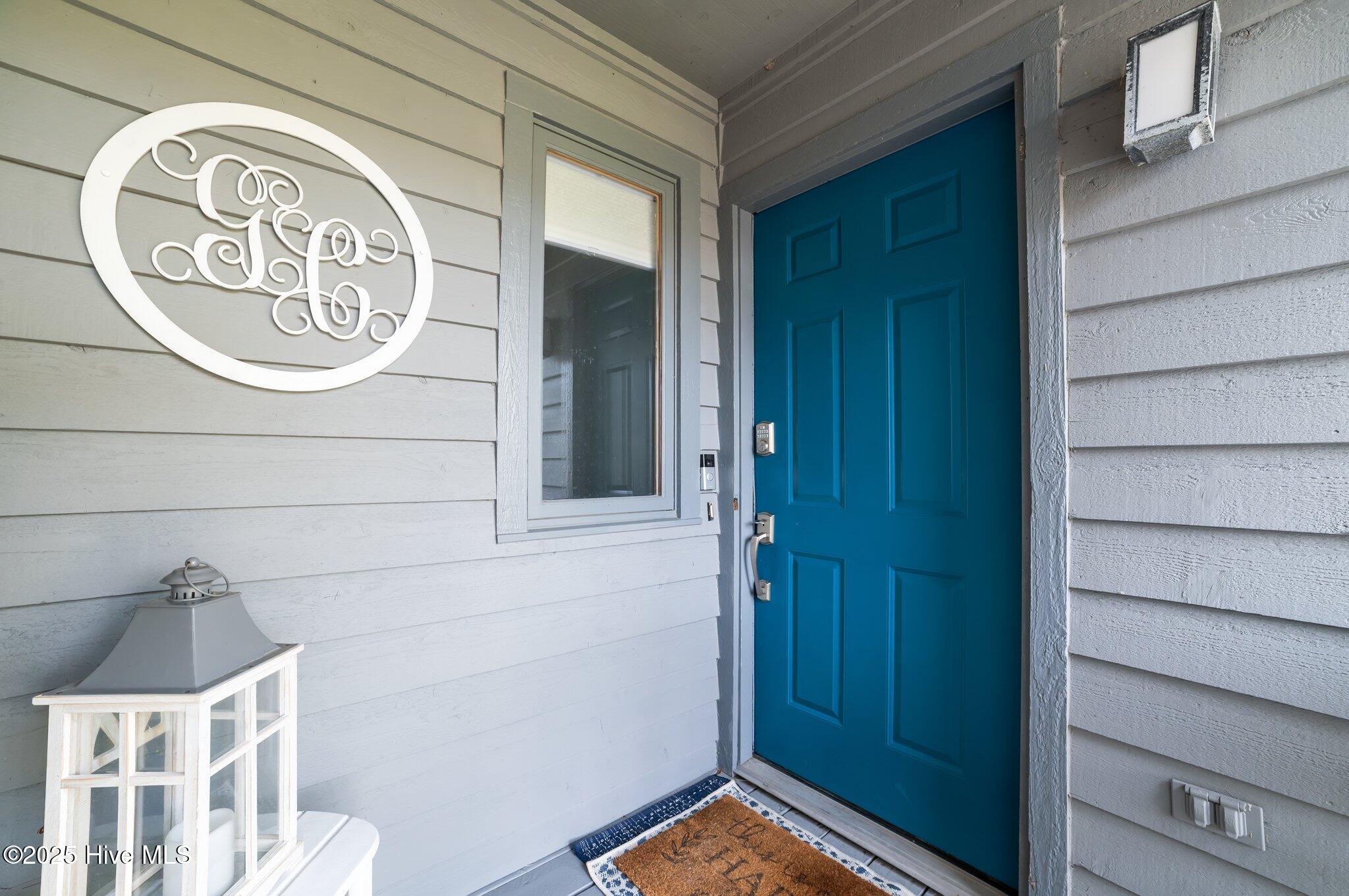 110 Forecastle Court Property Photo 4