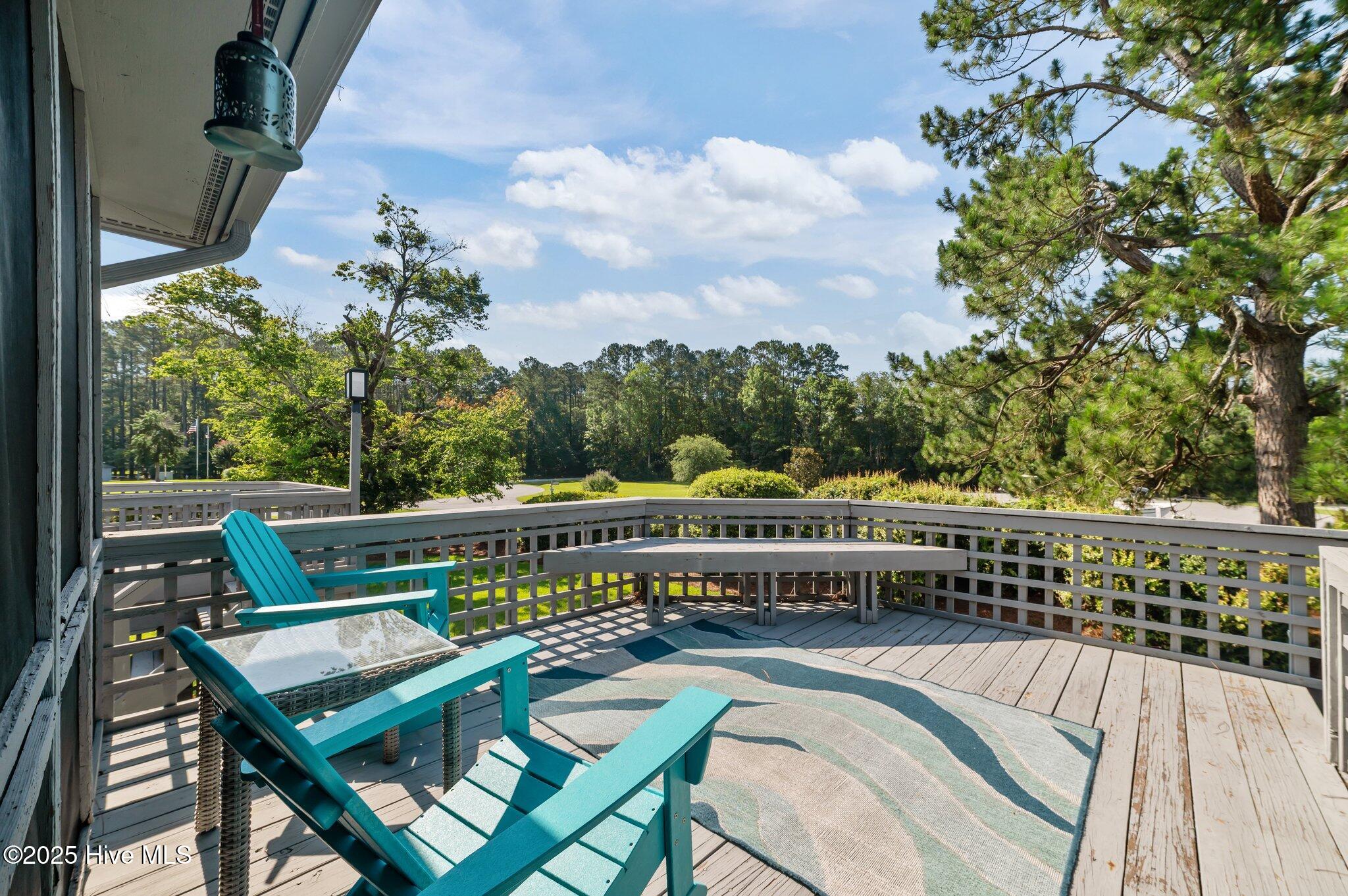 110 Forecastle Court Property Photo 5