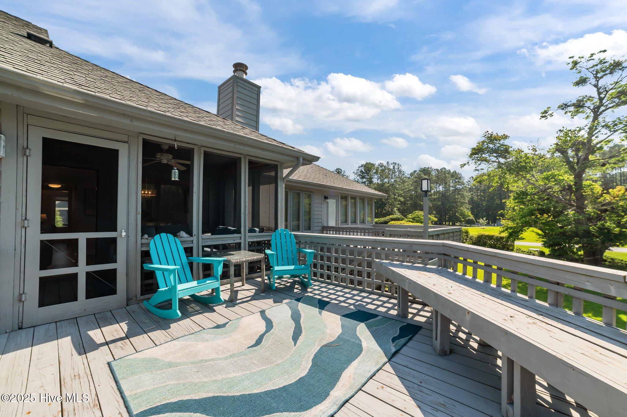 110 Forecastle Court Property Photo 6