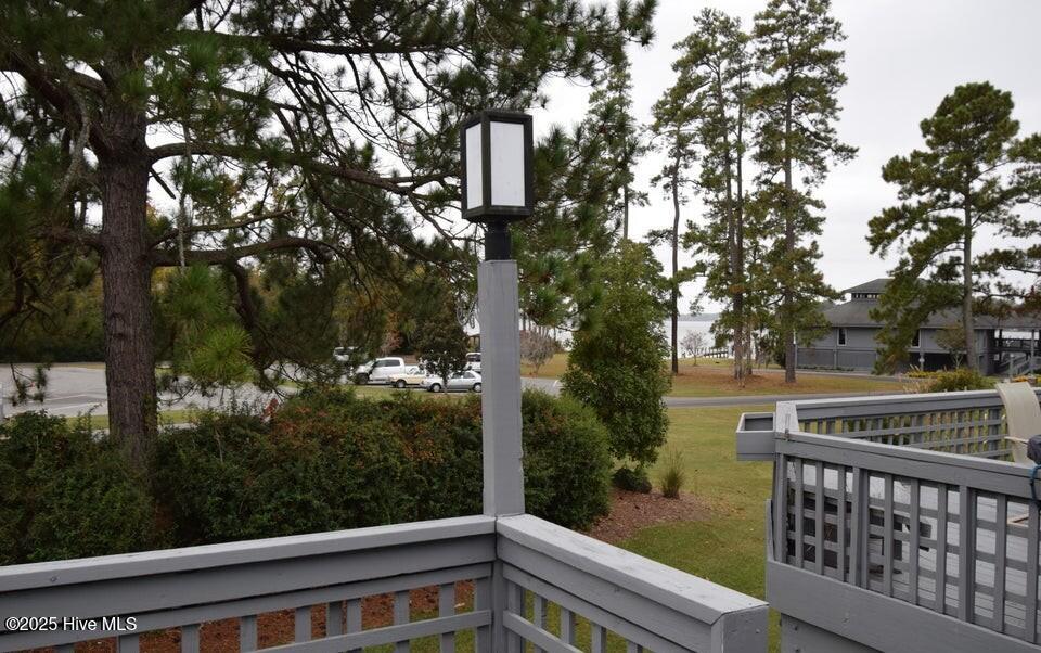 110 Forecastle Court Property Photo 9