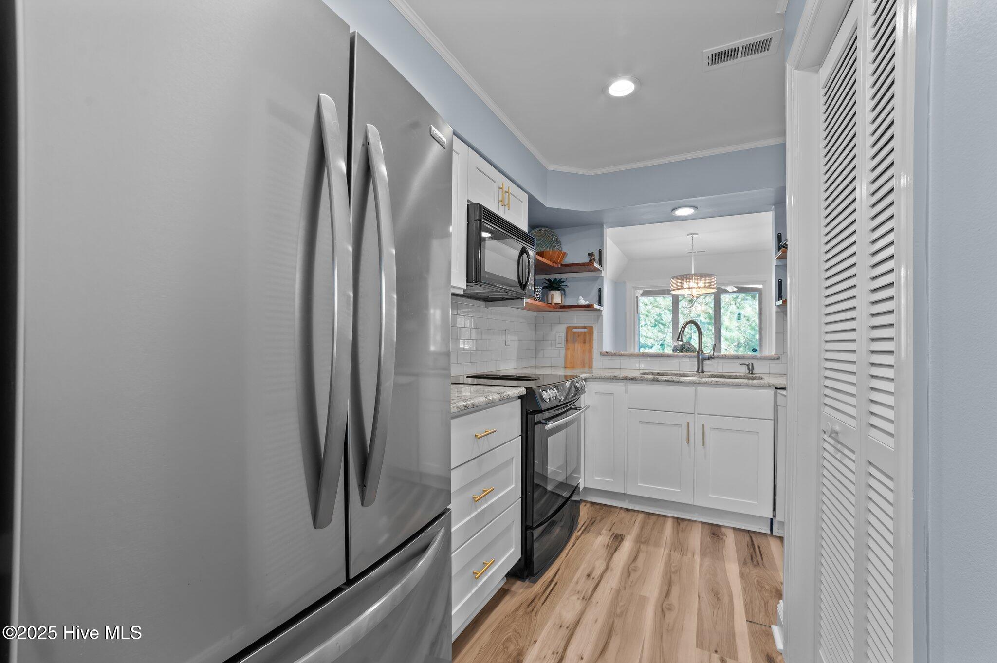 110 Forecastle Court Property Photo 23