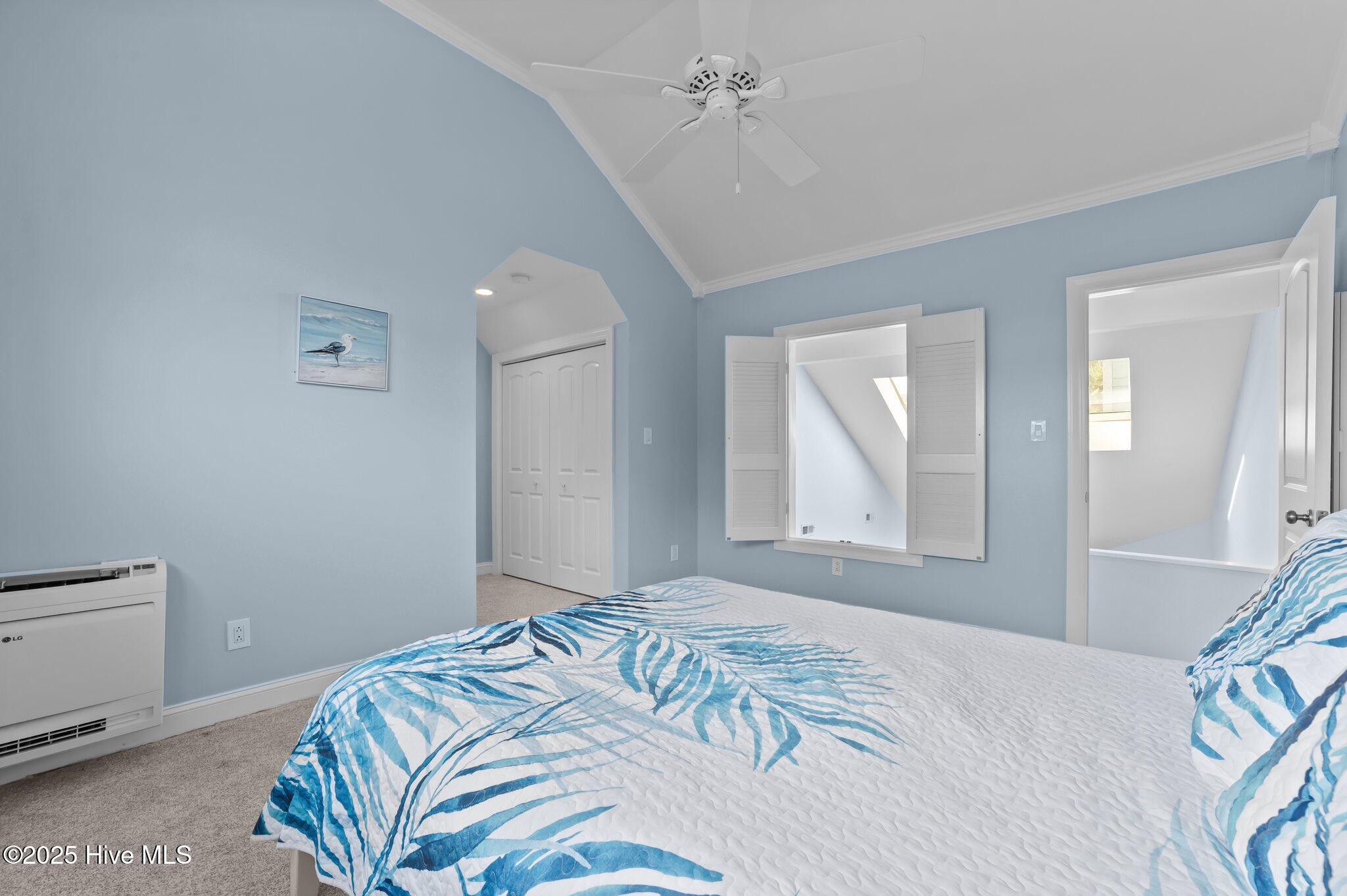 110 Forecastle Court Property Photo 33
