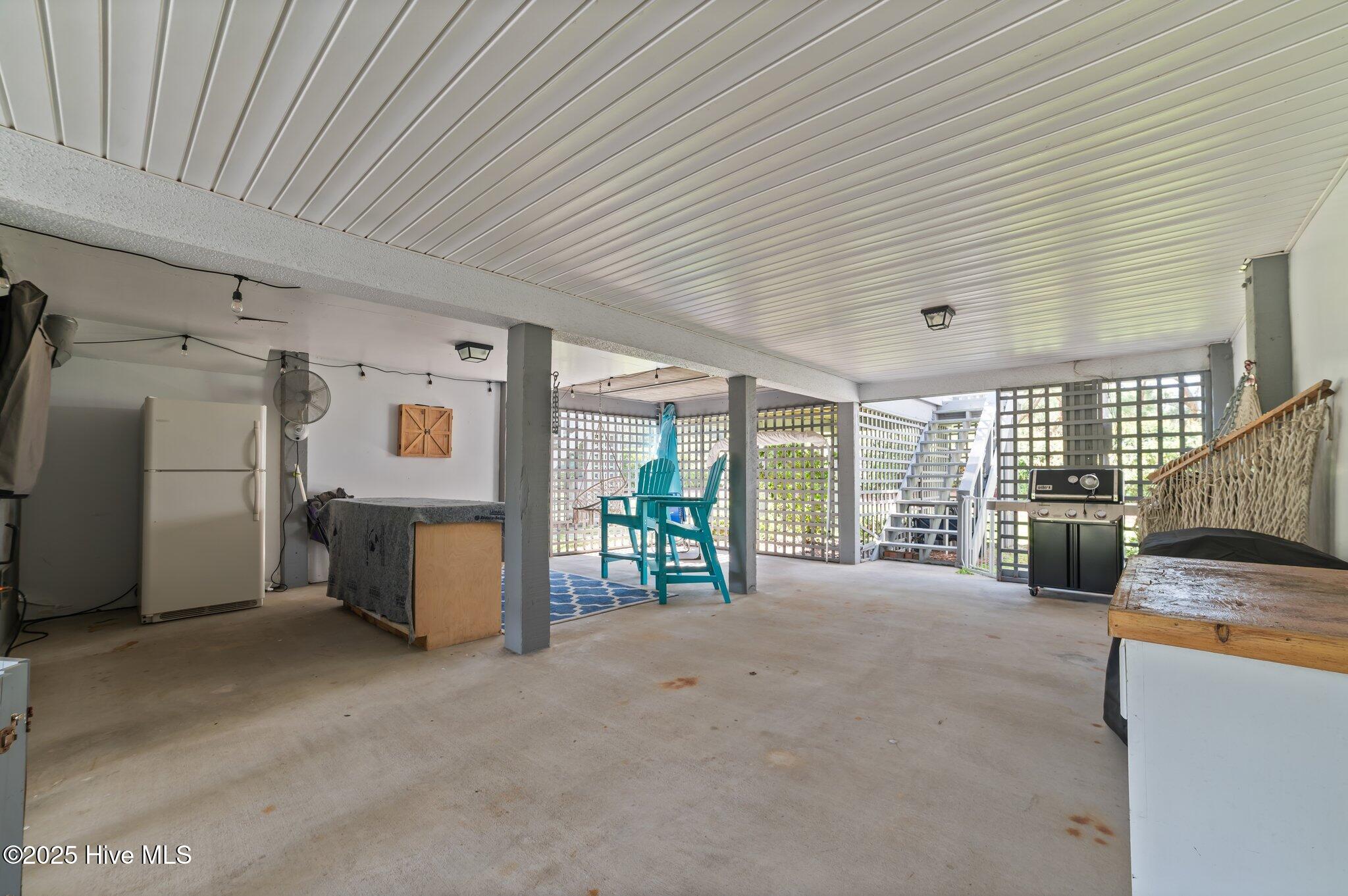 110 Forecastle Court Property Photo 40
