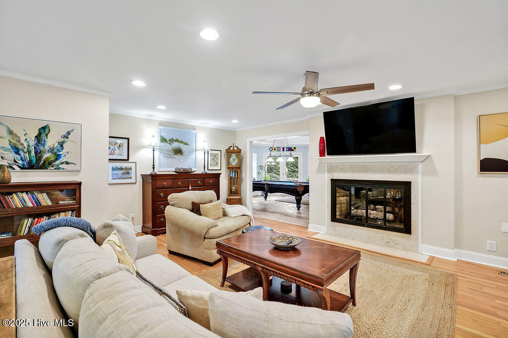 693 River Road Property Photo 11