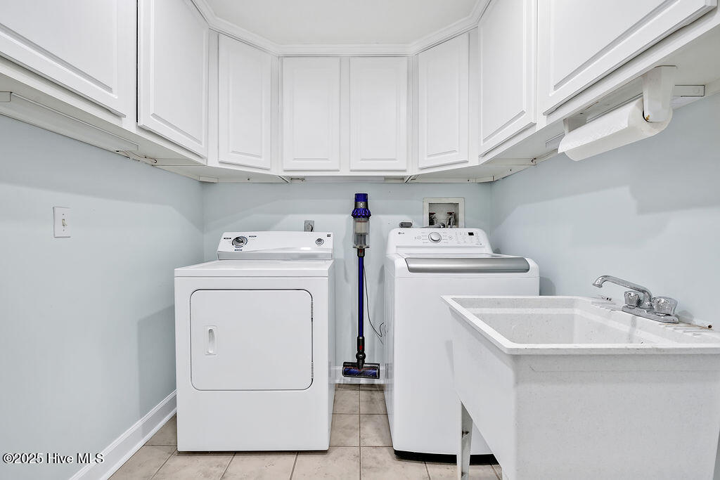 693 River Road Property Photo 32