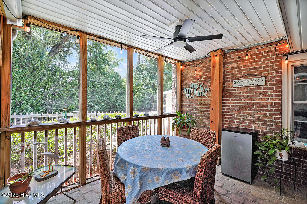 693 River Road Property Photo 43