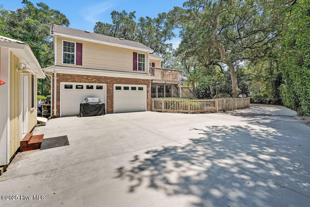 693 River Road Property Photo 51