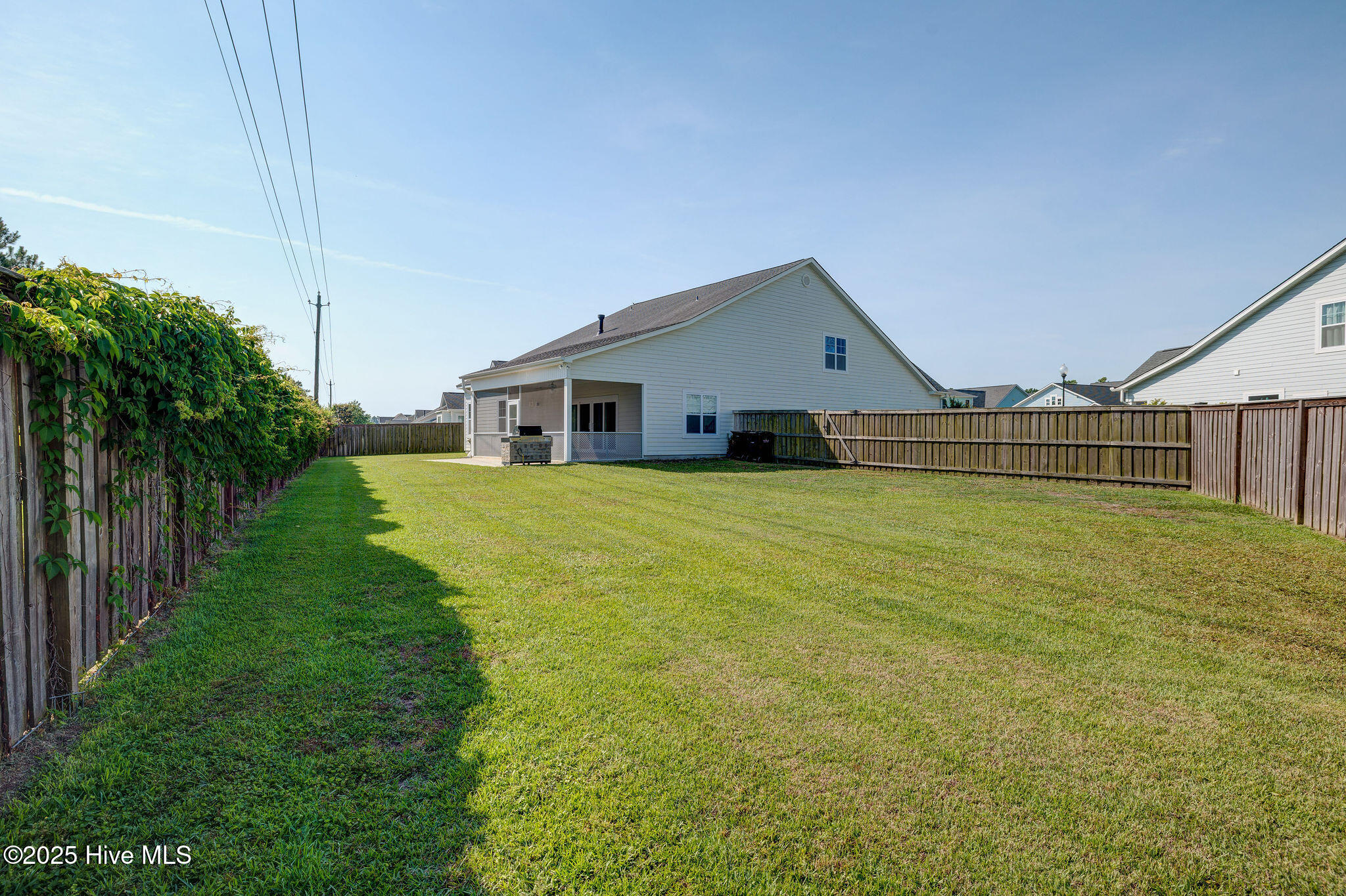 134 N Lamplighters Walk Property Photo 4