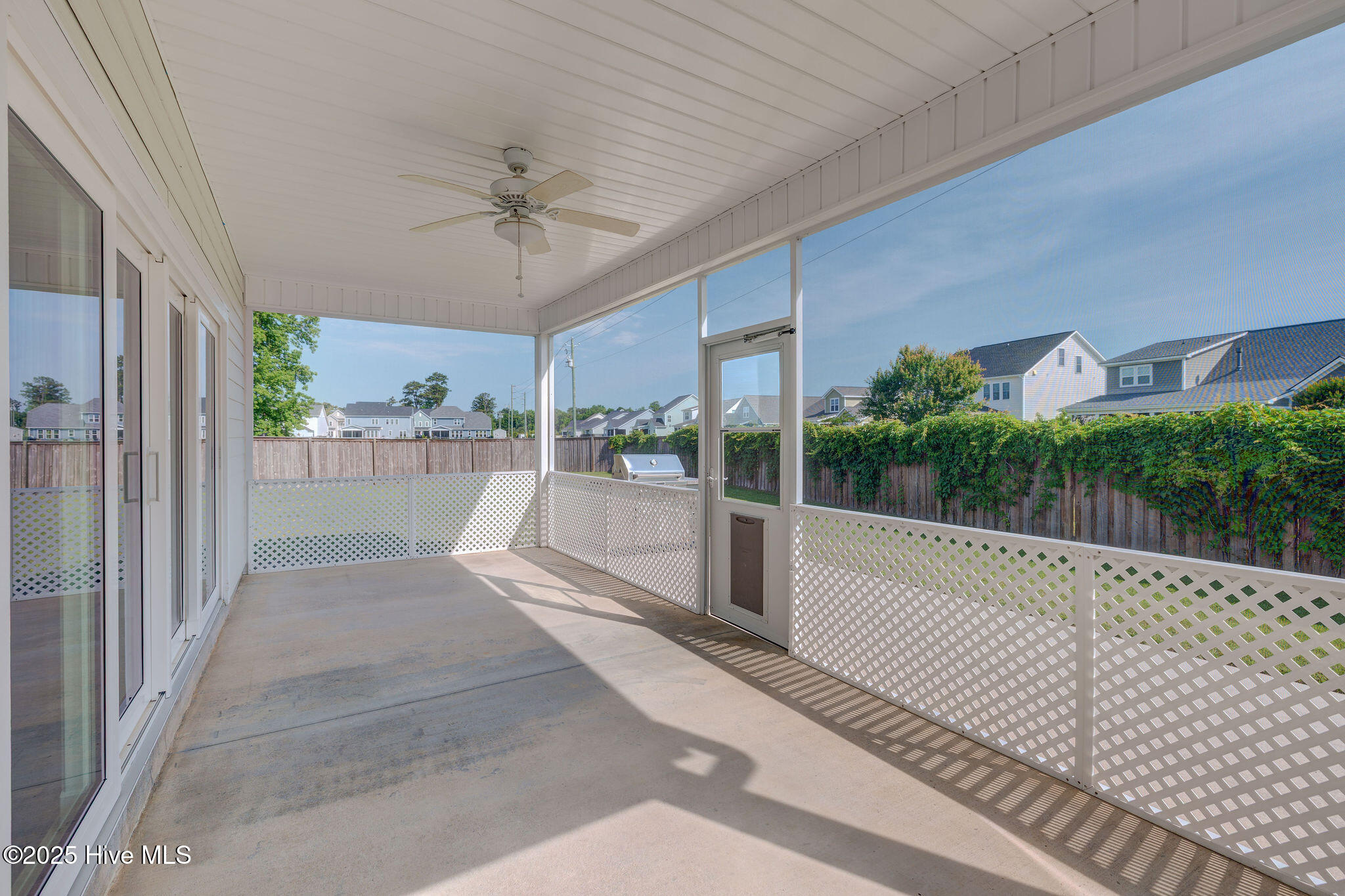 134 N Lamplighters Walk Property Photo 11
