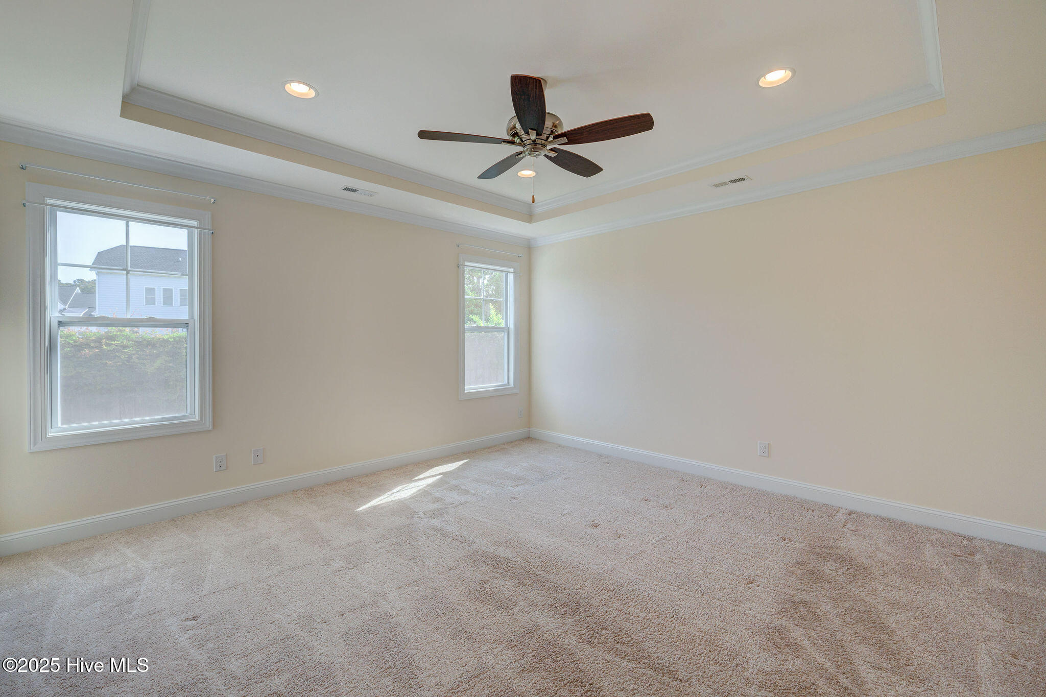 134 N Lamplighters Walk Property Photo 28