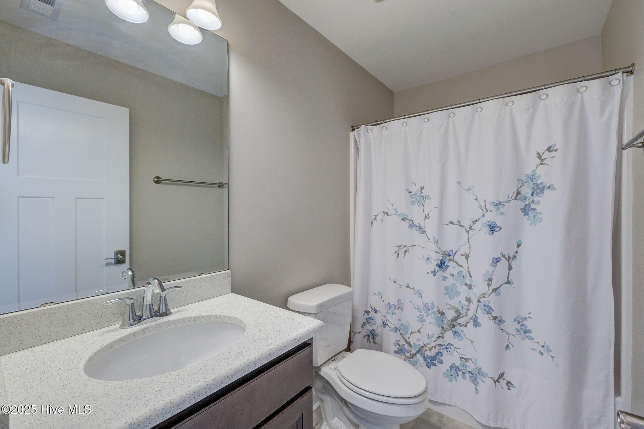 134 N Lamplighters Walk Property Photo 33