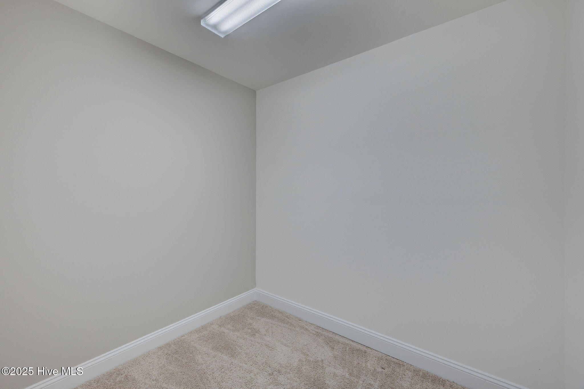 134 N Lamplighters Walk Property Photo 34