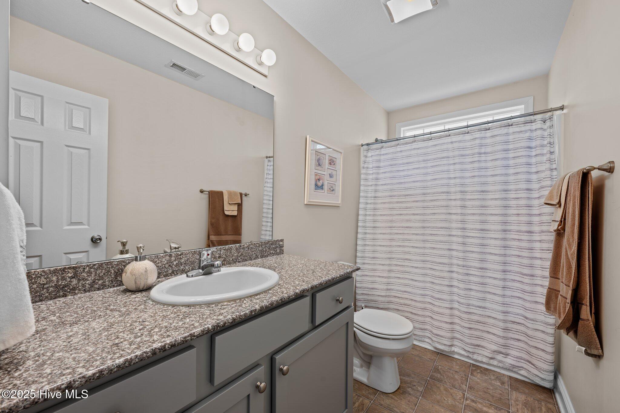 102 Bandon Drive Property Photo 14