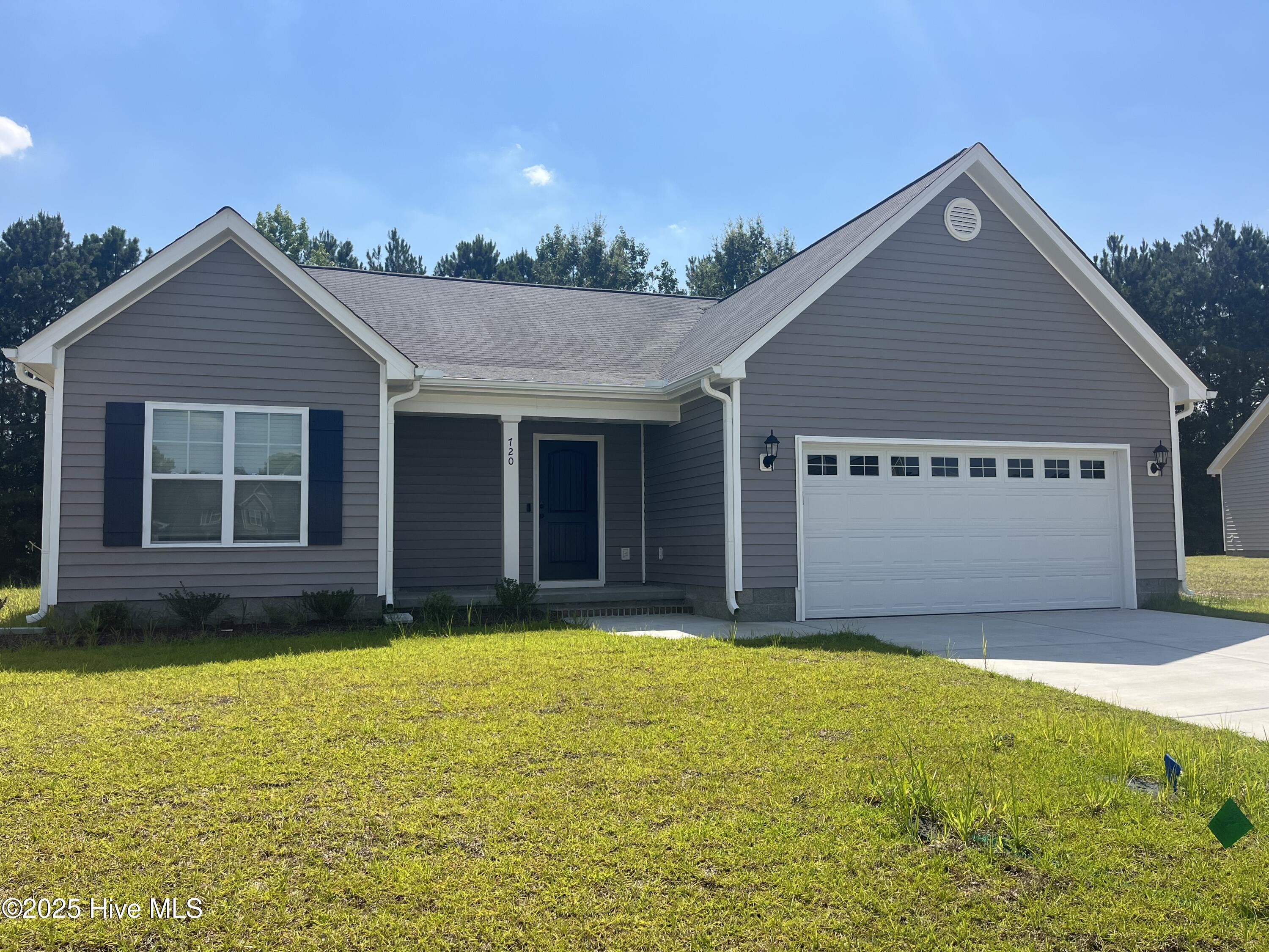 720 Peridot Court Property Photo 1