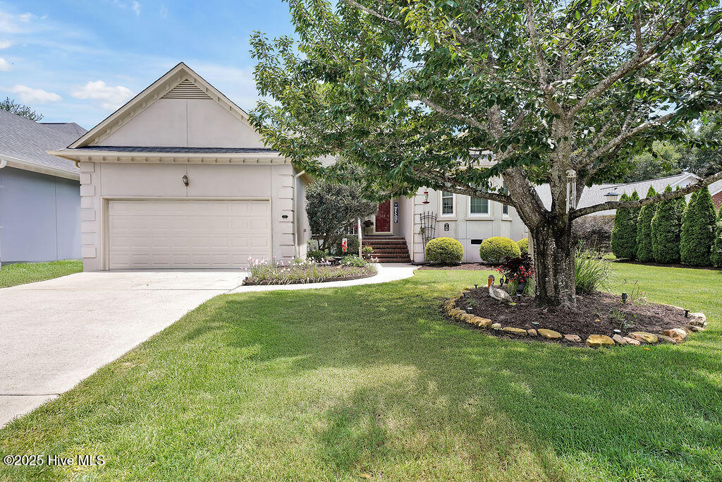 112 Pitch Pine Court Property Photo 1