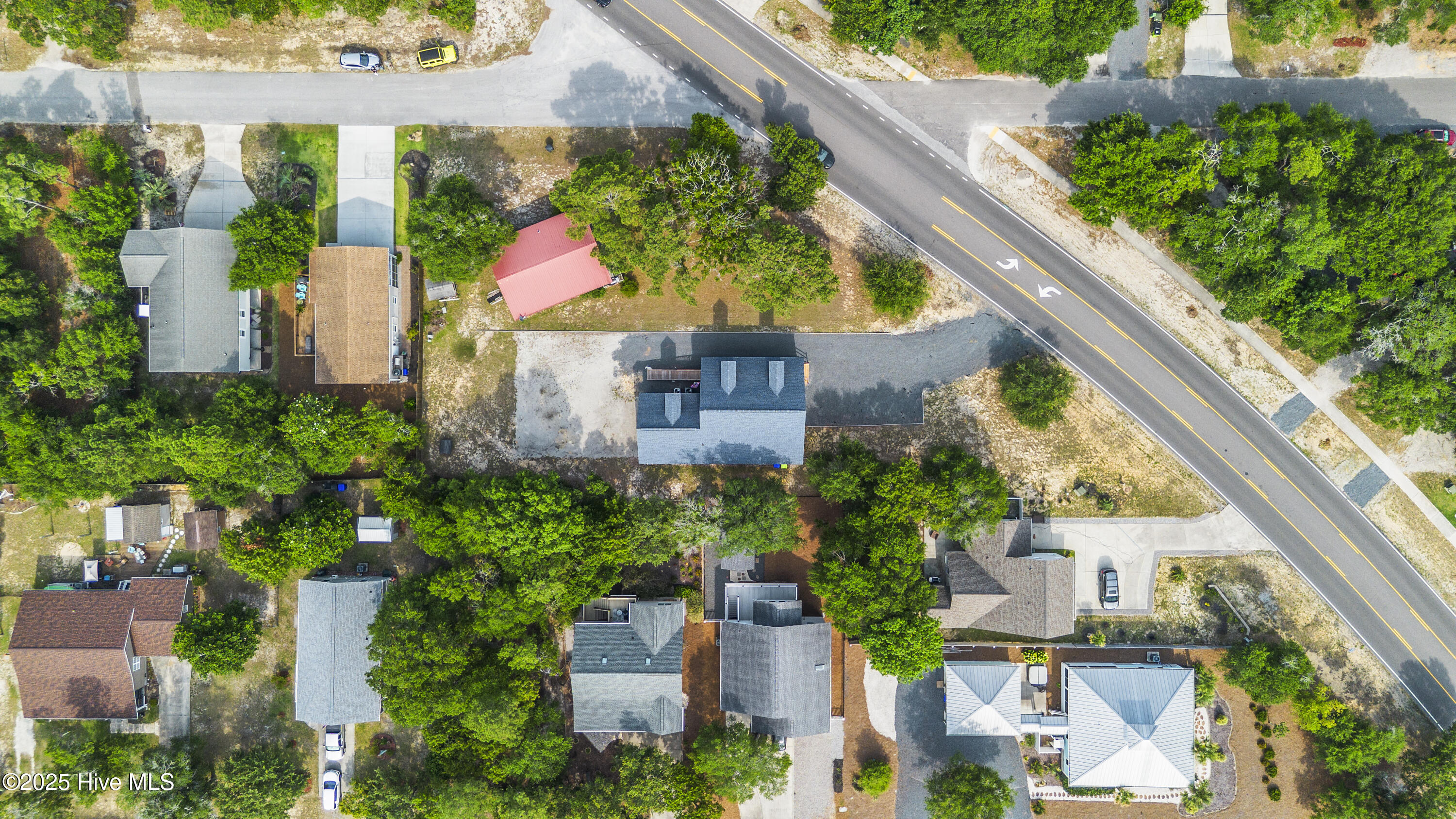2106 E Oak Island Drive Property Photo 8
