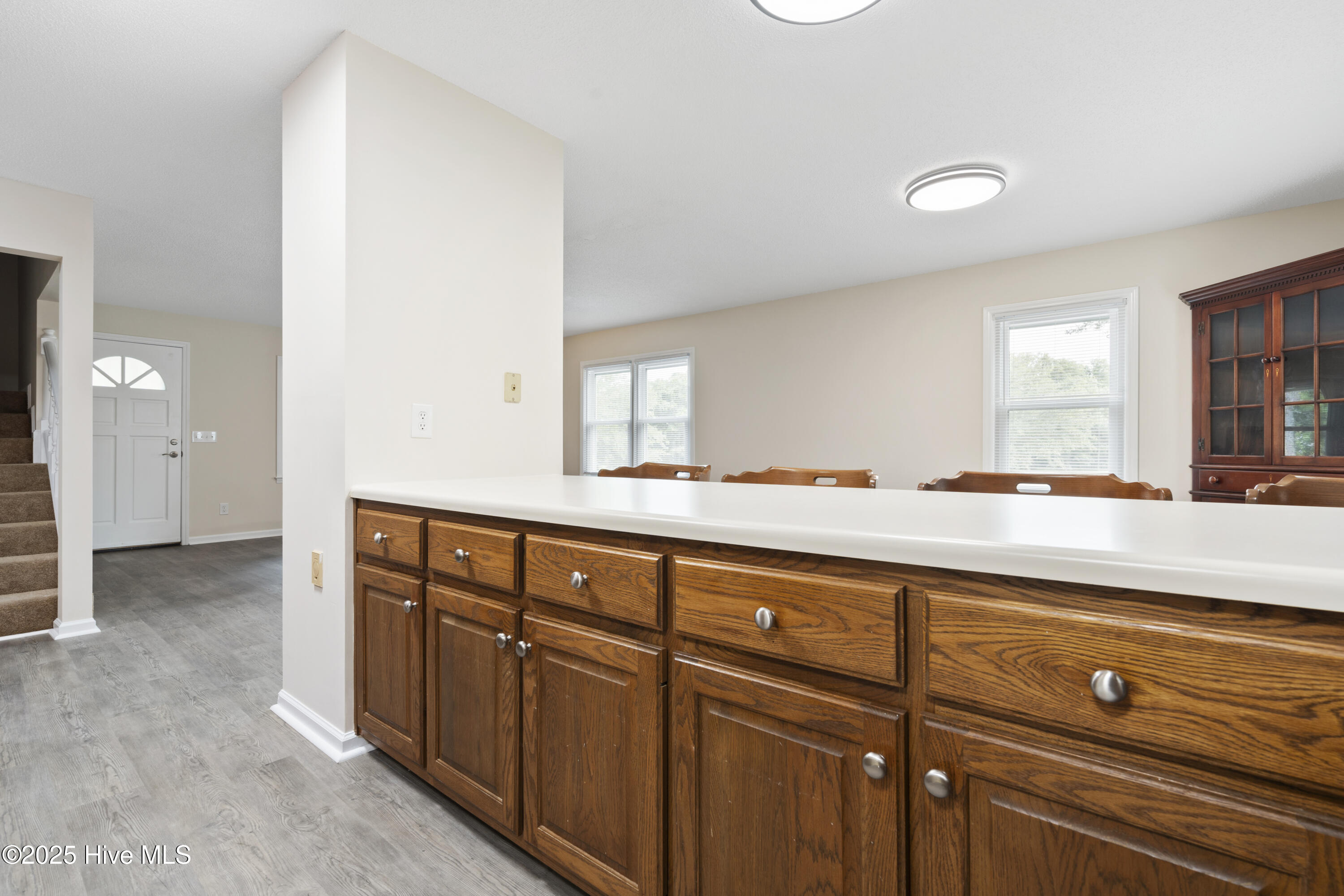 2106 E Oak Island Drive Property Photo 16