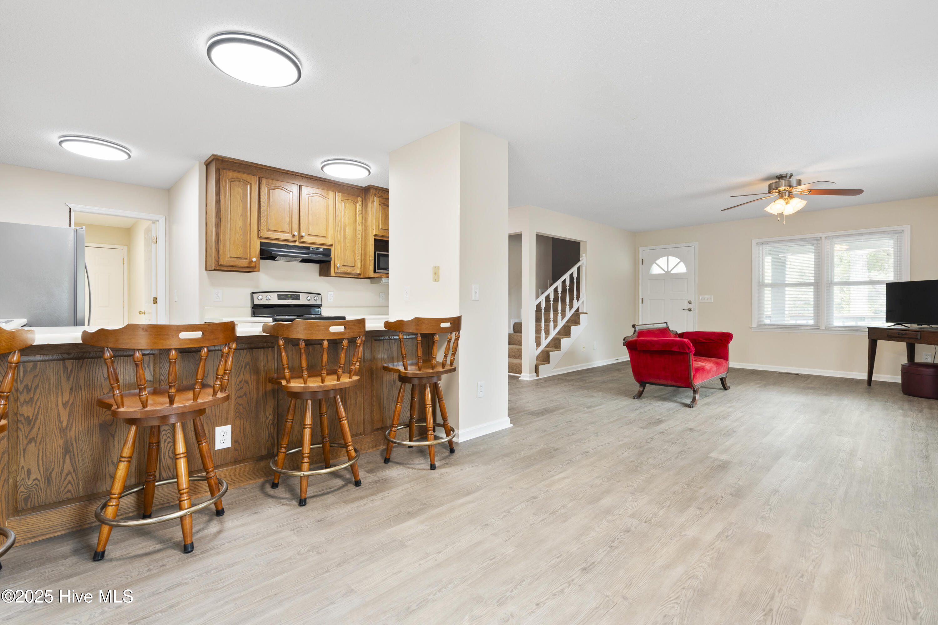 2106 E Oak Island Drive Property Photo 21