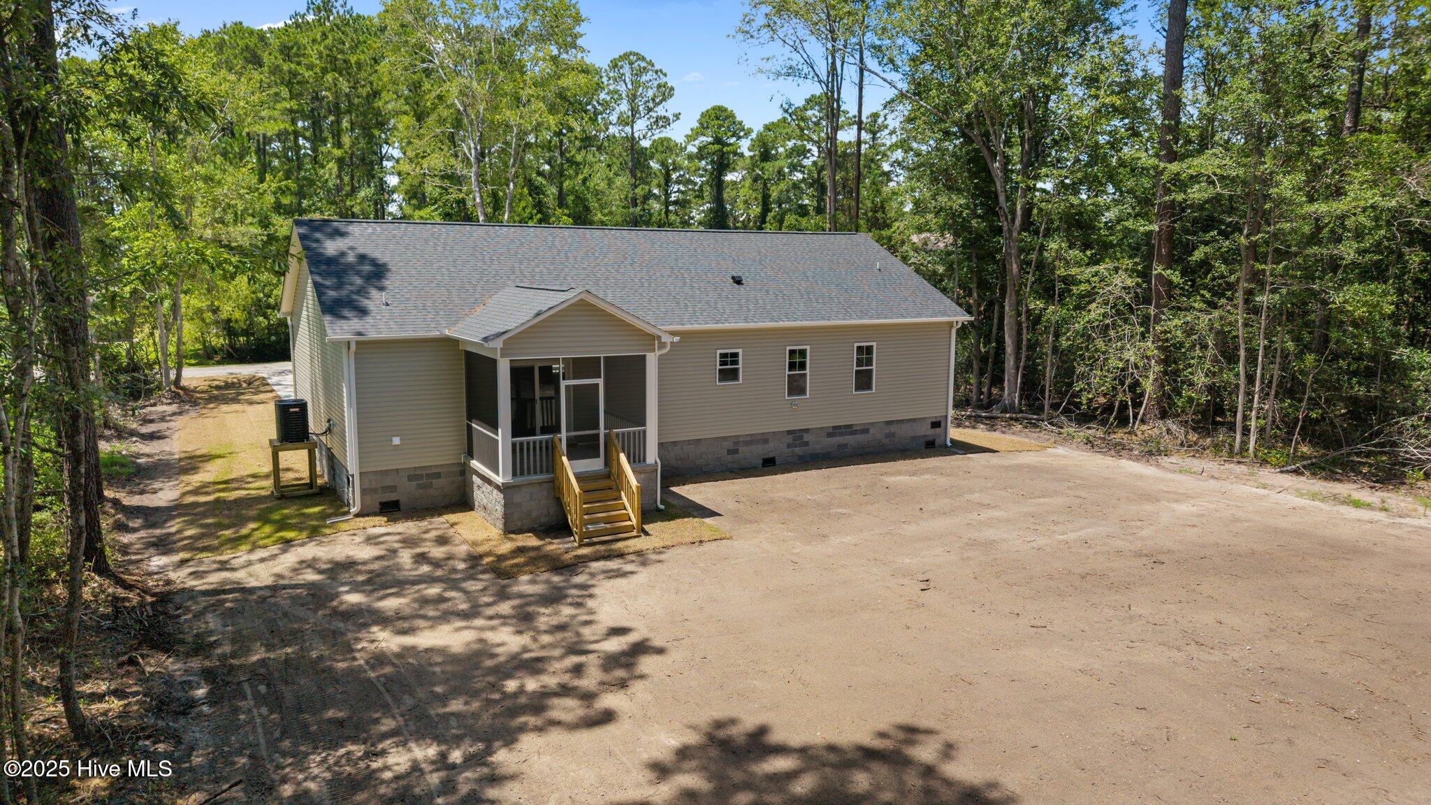 904 Nautilus Court Property Photo 5