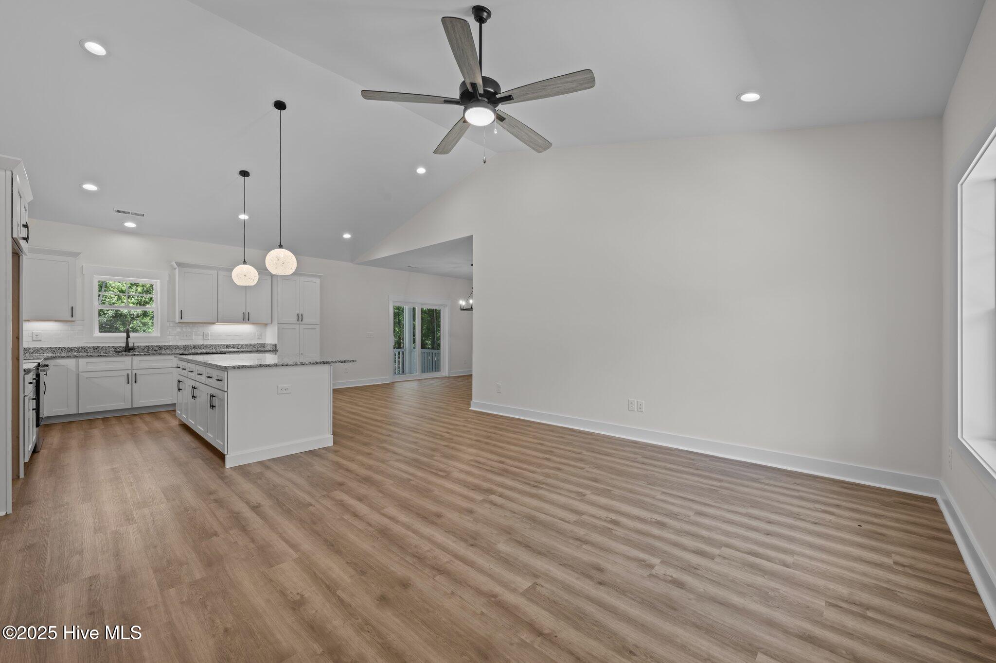 904 Nautilus Court Property Photo 7