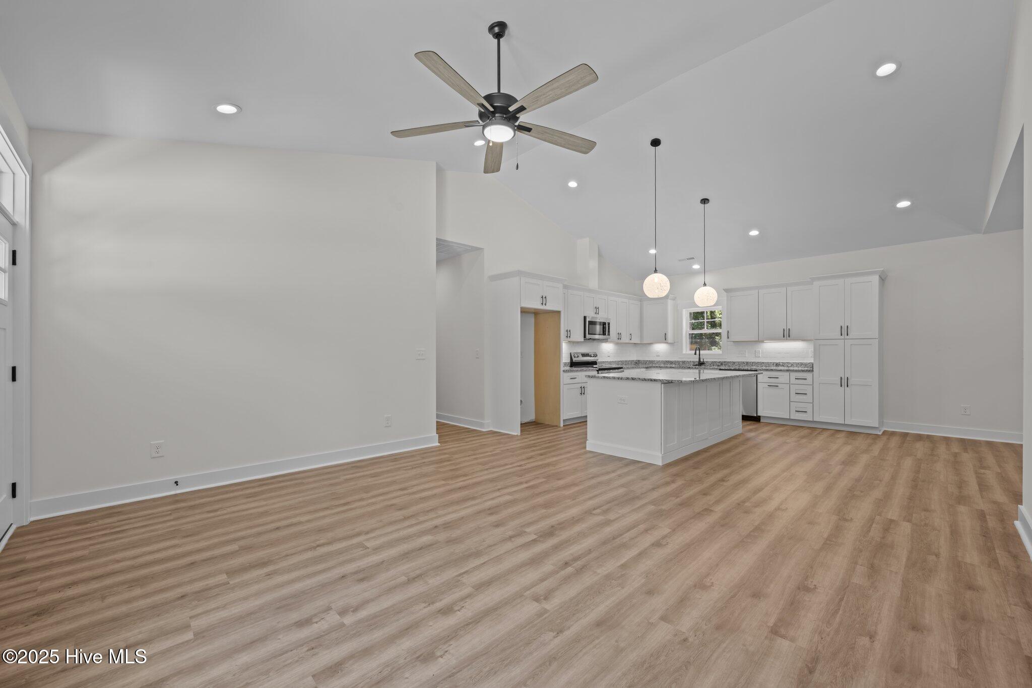 904 Nautilus Court Property Photo 8