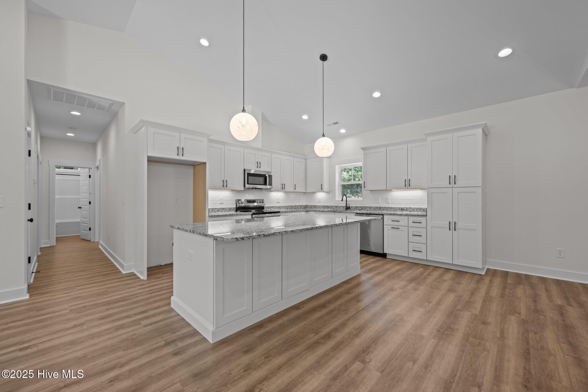 904 Nautilus Court Property Photo 10