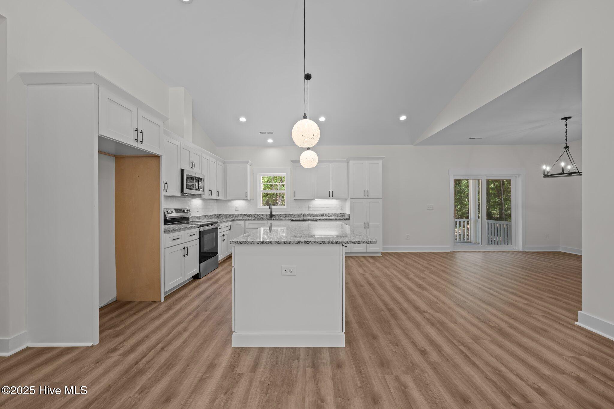 904 Nautilus Court Property Photo 11