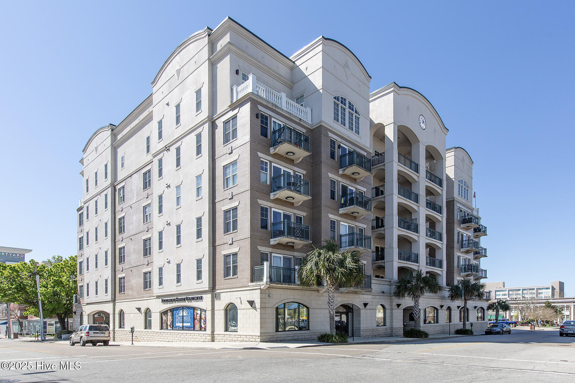 124 Walnut Street Apt 602
