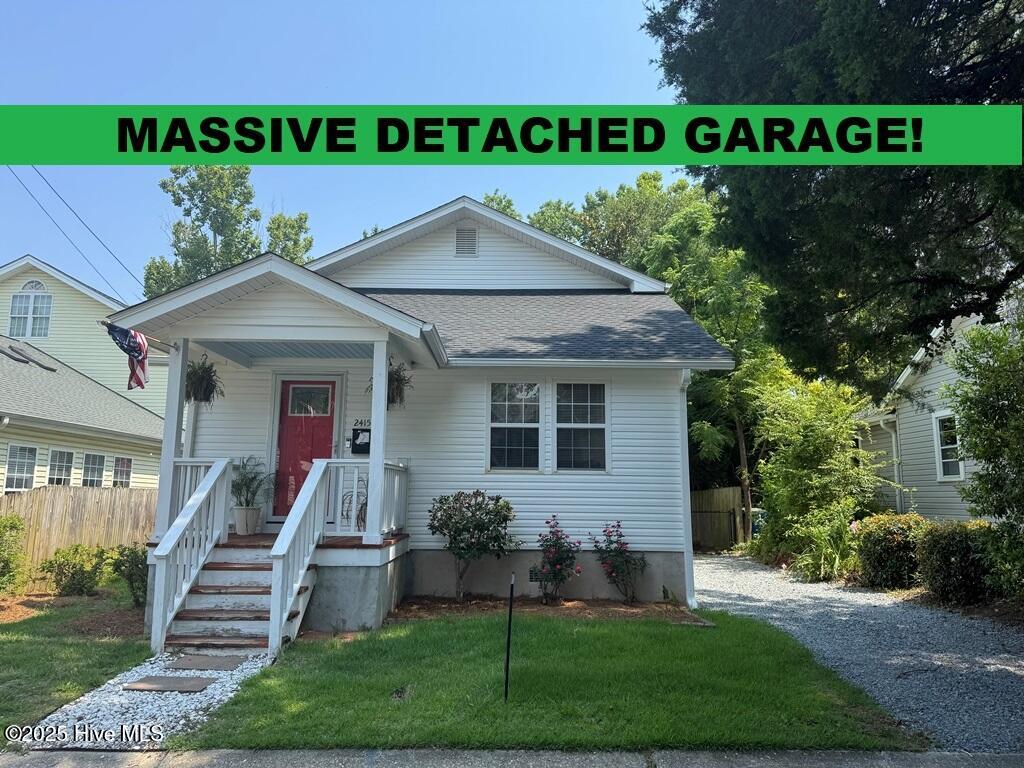 2415 Circle Street Property Photo 1