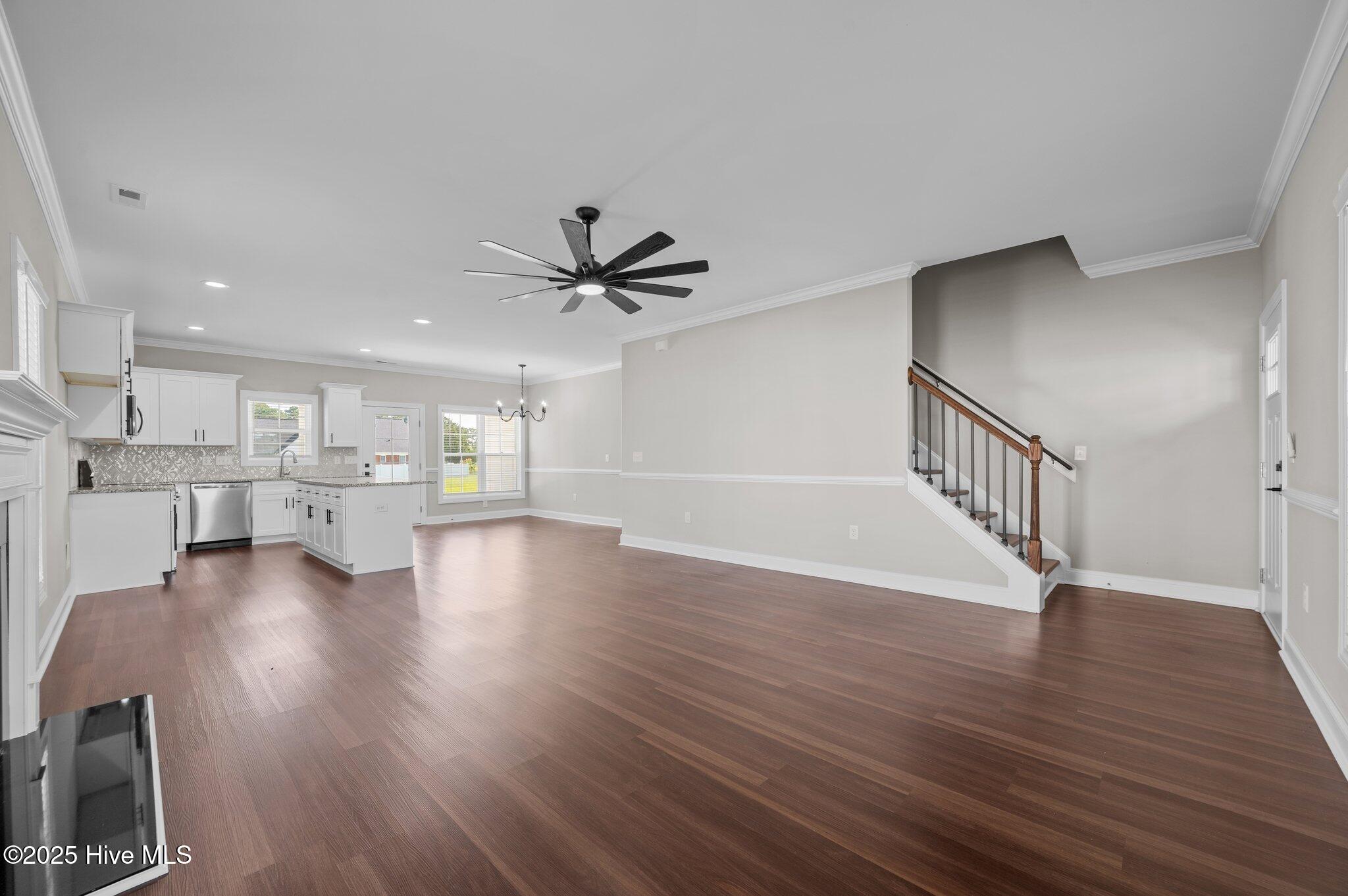 853 Mulligan Drive Property Photo 4