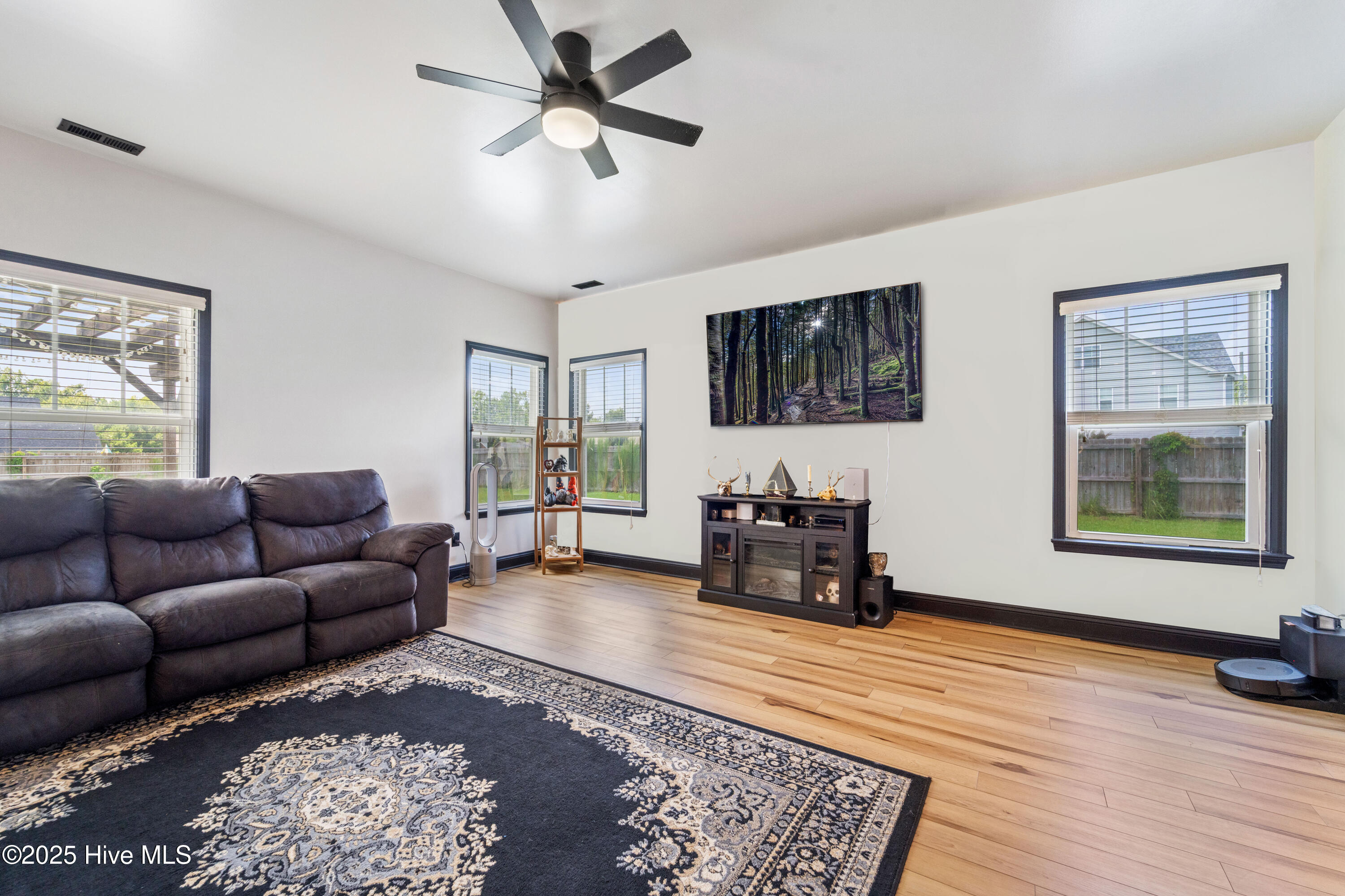 106 Moss Creek Drive Property Photo 13