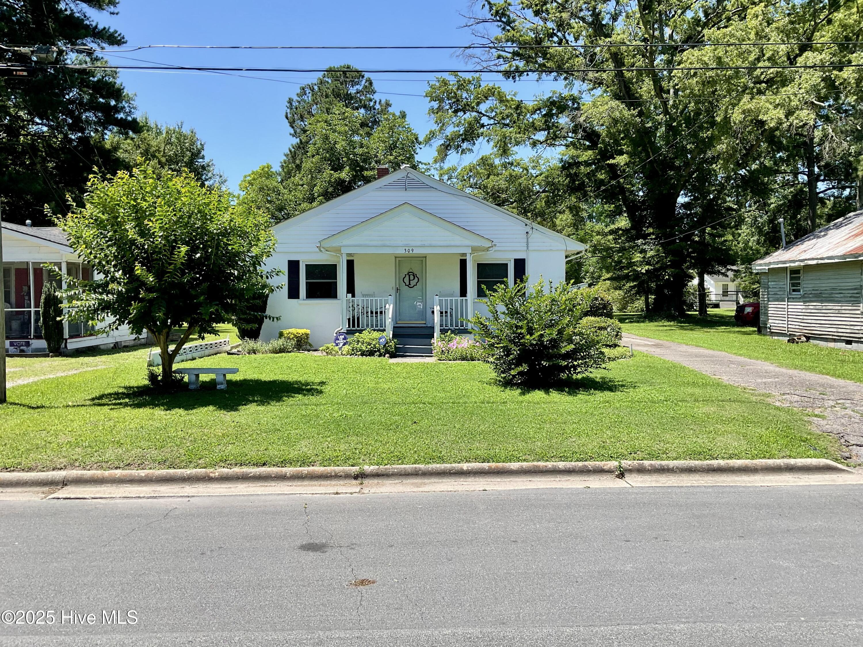 309 Battle Drive Property Photo 1