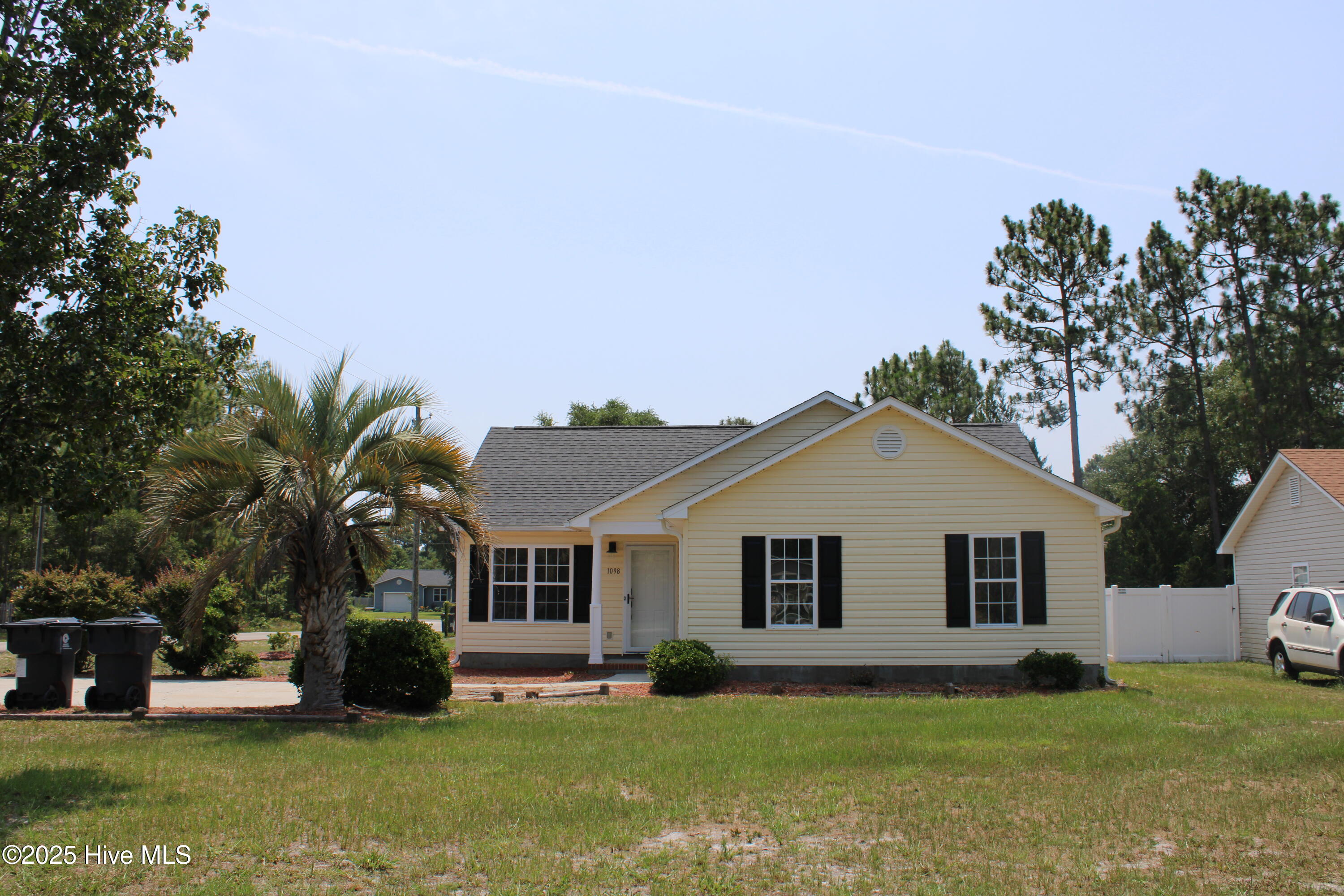 1098 Long Leaf Road Property Photo 1