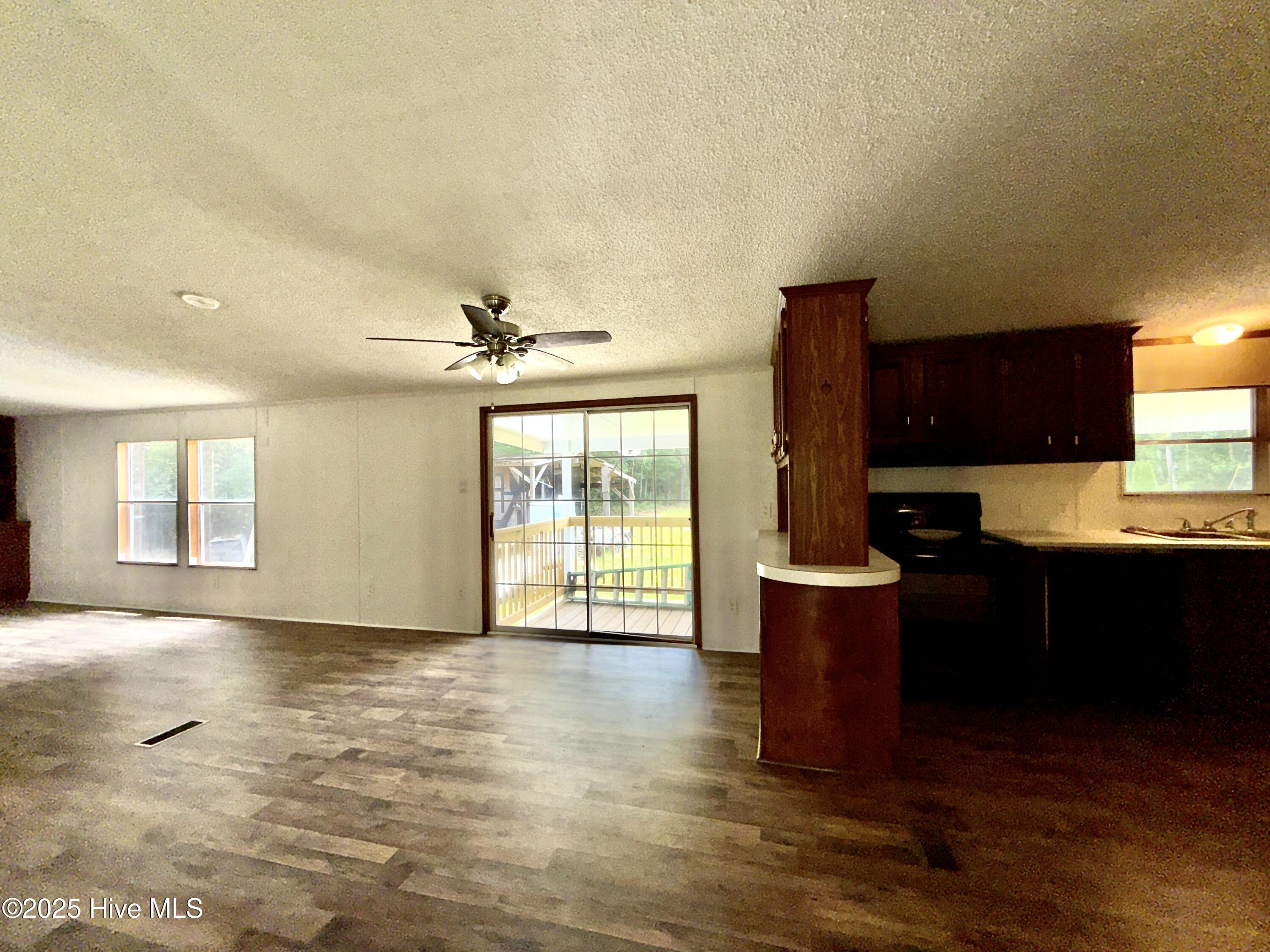 184 Hardison Road Property Photo 10