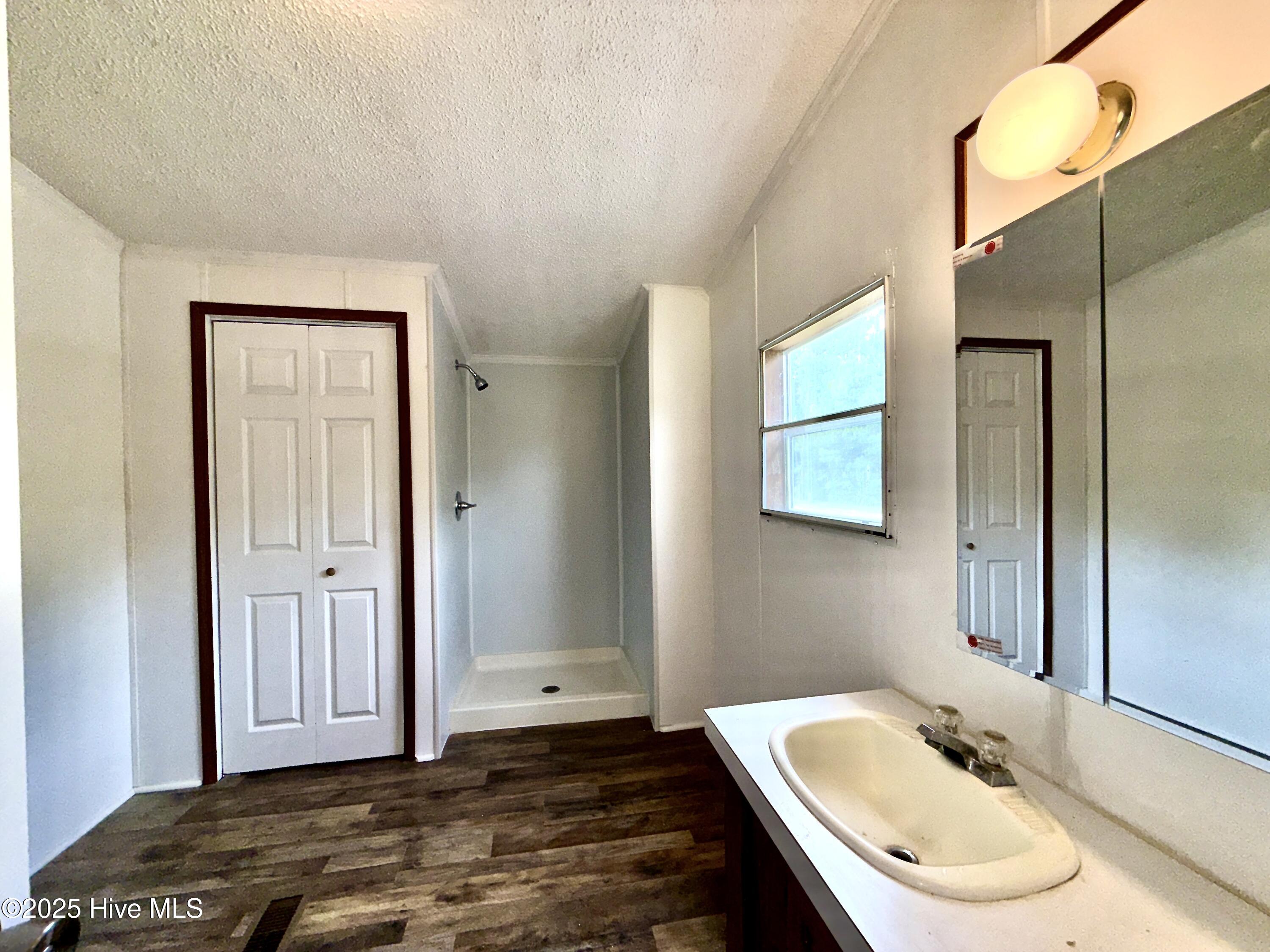 184 Hardison Road Property Photo 13