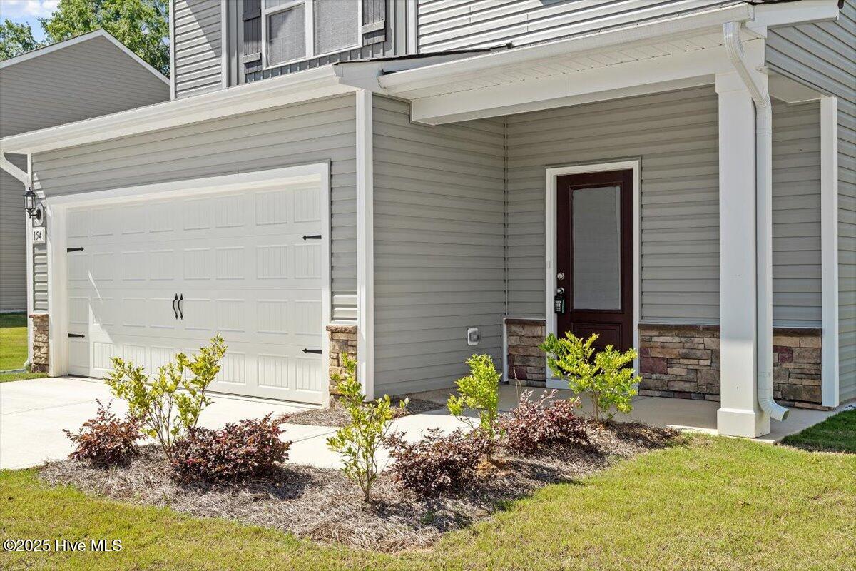 154 Taverners Lane Property Photo 3