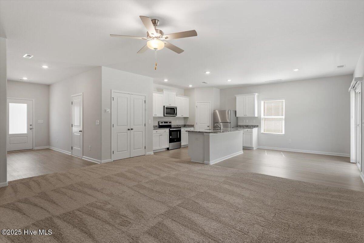 154 Taverners Lane Property Photo 6