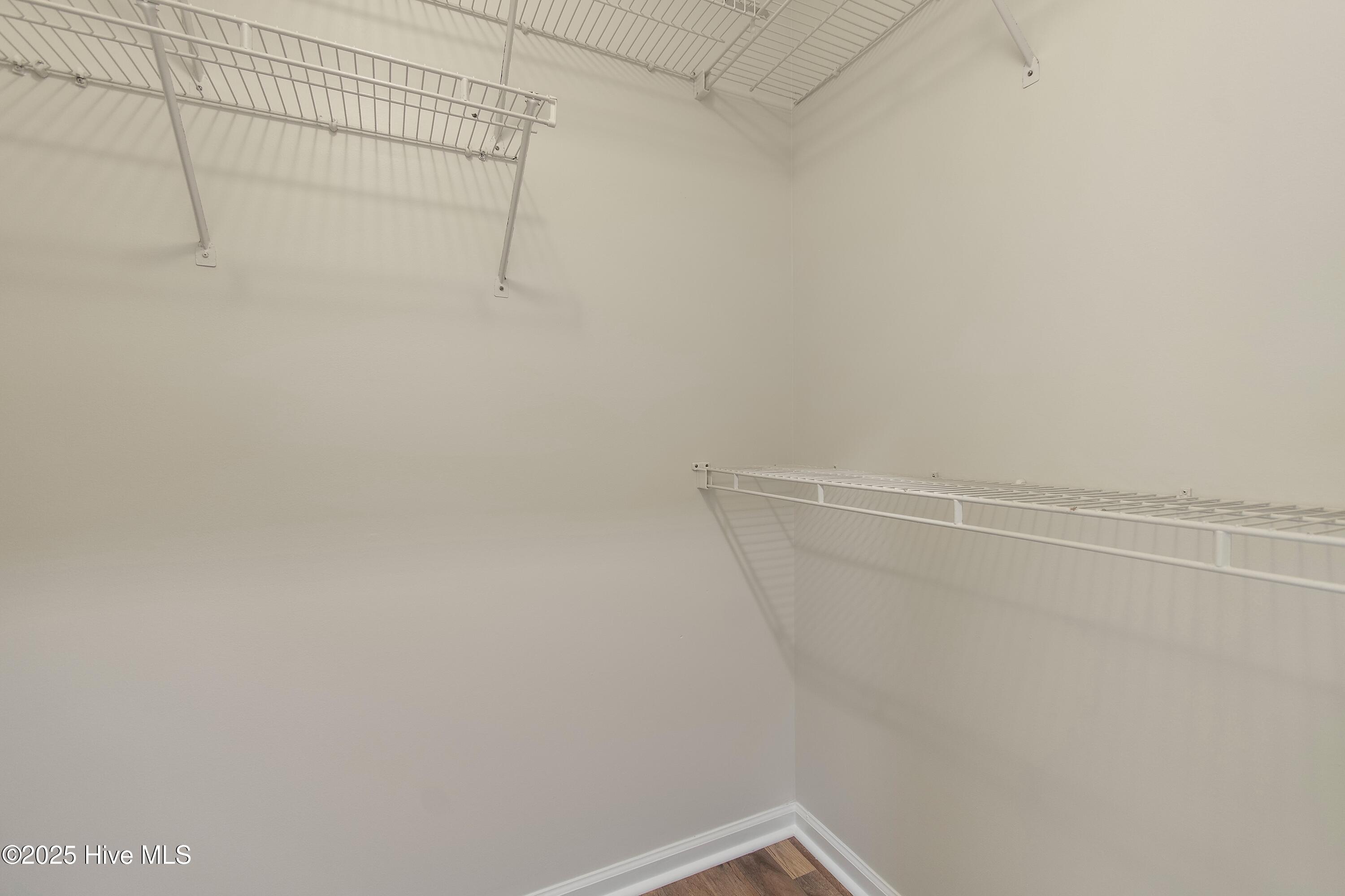 3 Gate 11 Property Photo 23