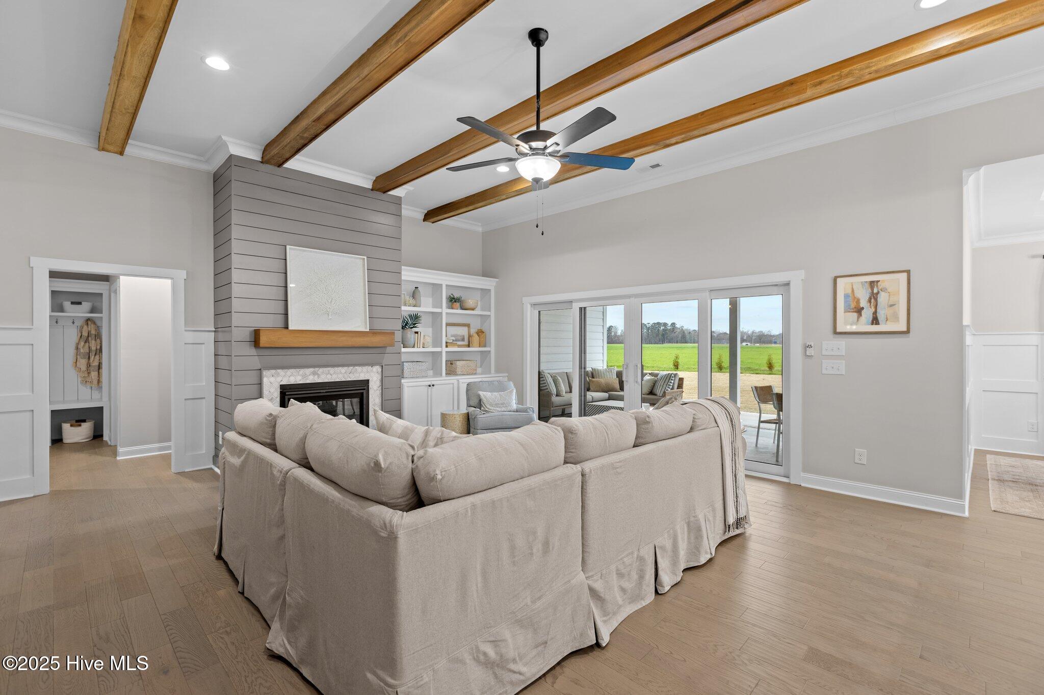 209 Donald Drive Property Photo 2