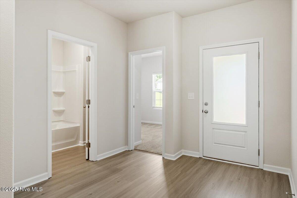 418 Ivy Bank Drive Property Photo 4